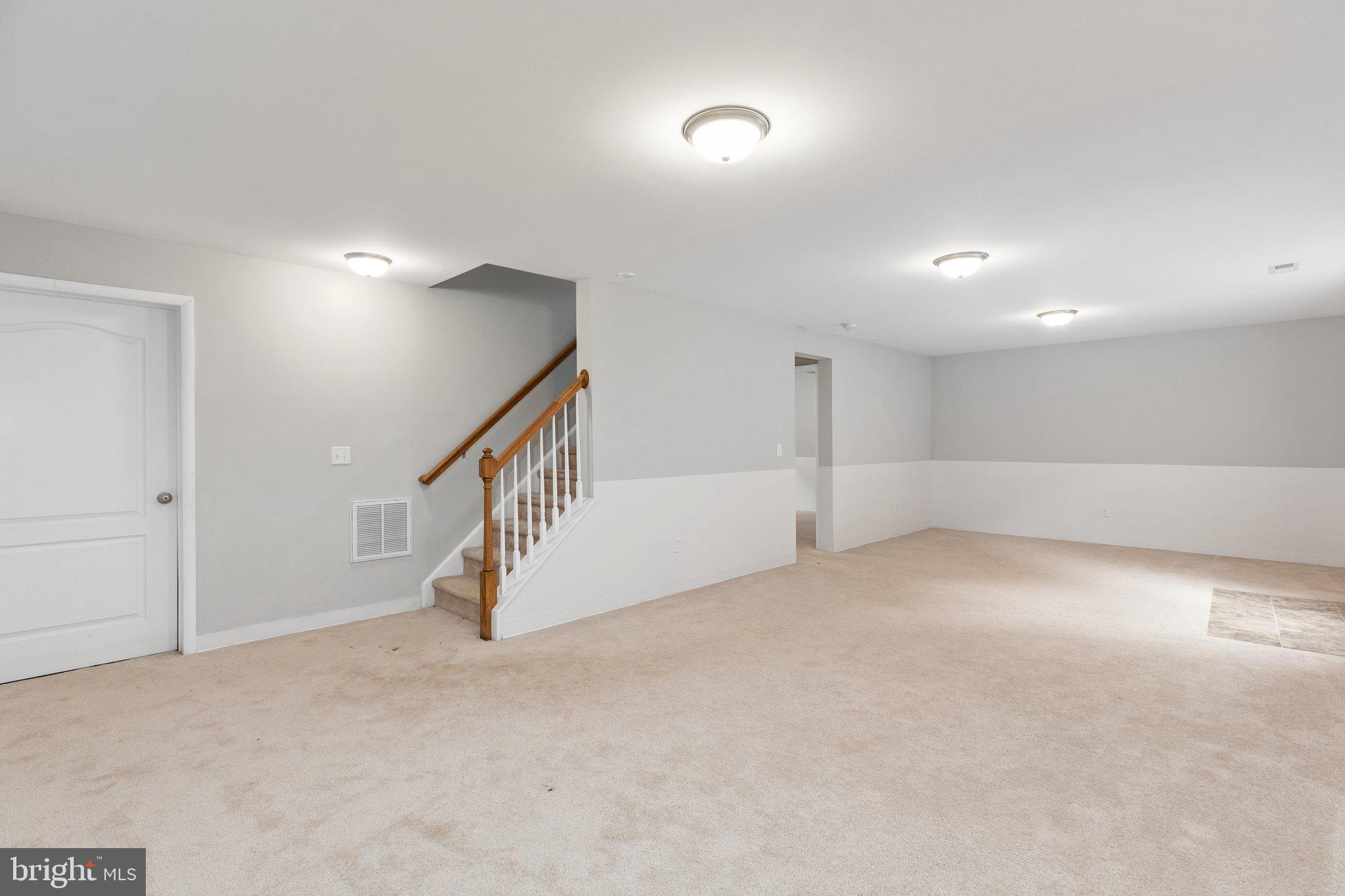 FREDERICKSBURG CITY - Residential Lease