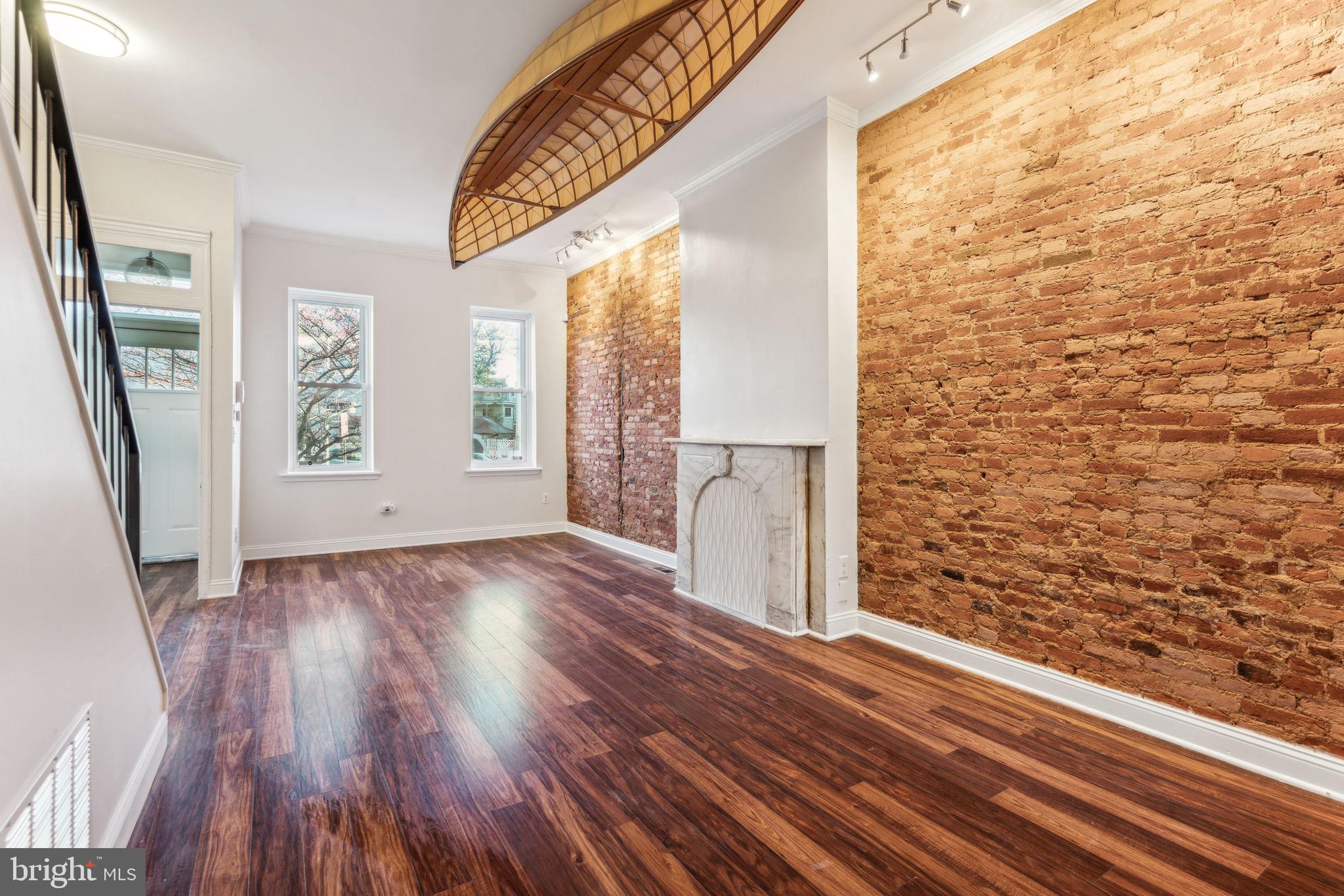 FRANCISVILLE - Residential