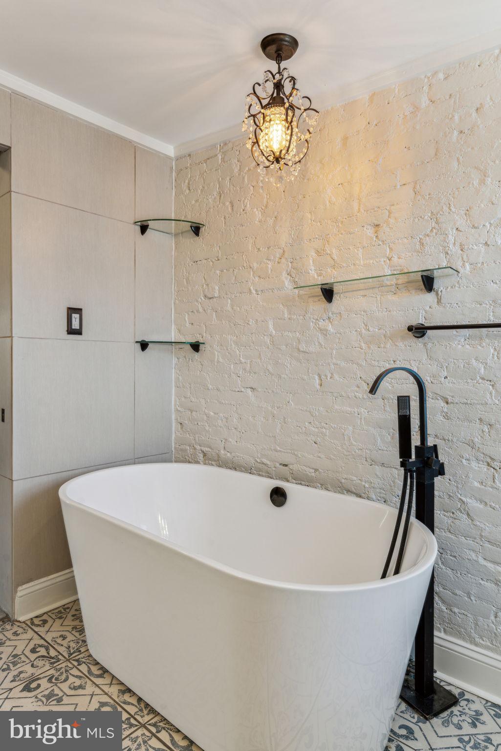 FRANCISVILLE - Residential