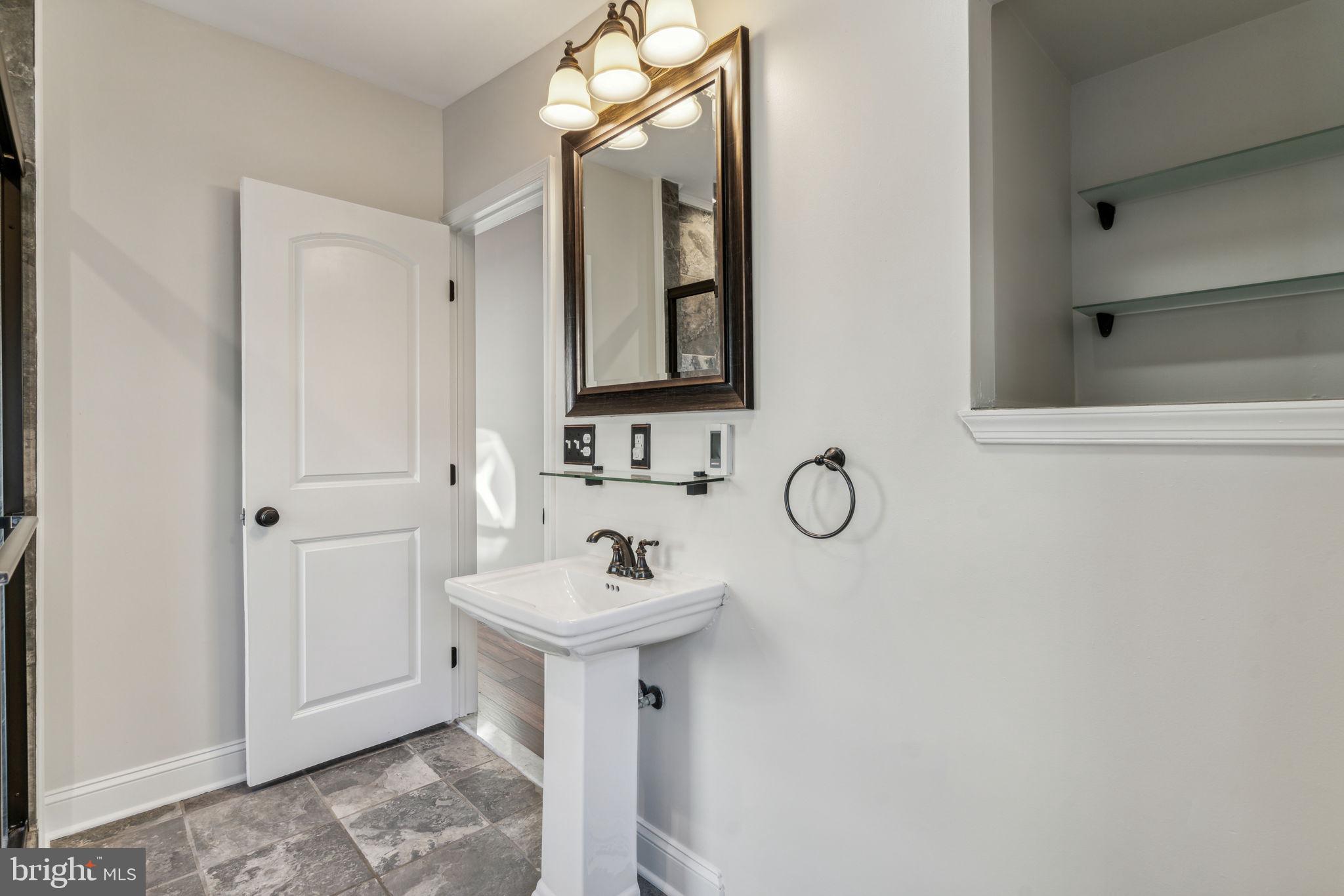 FRANCISVILLE - Residential