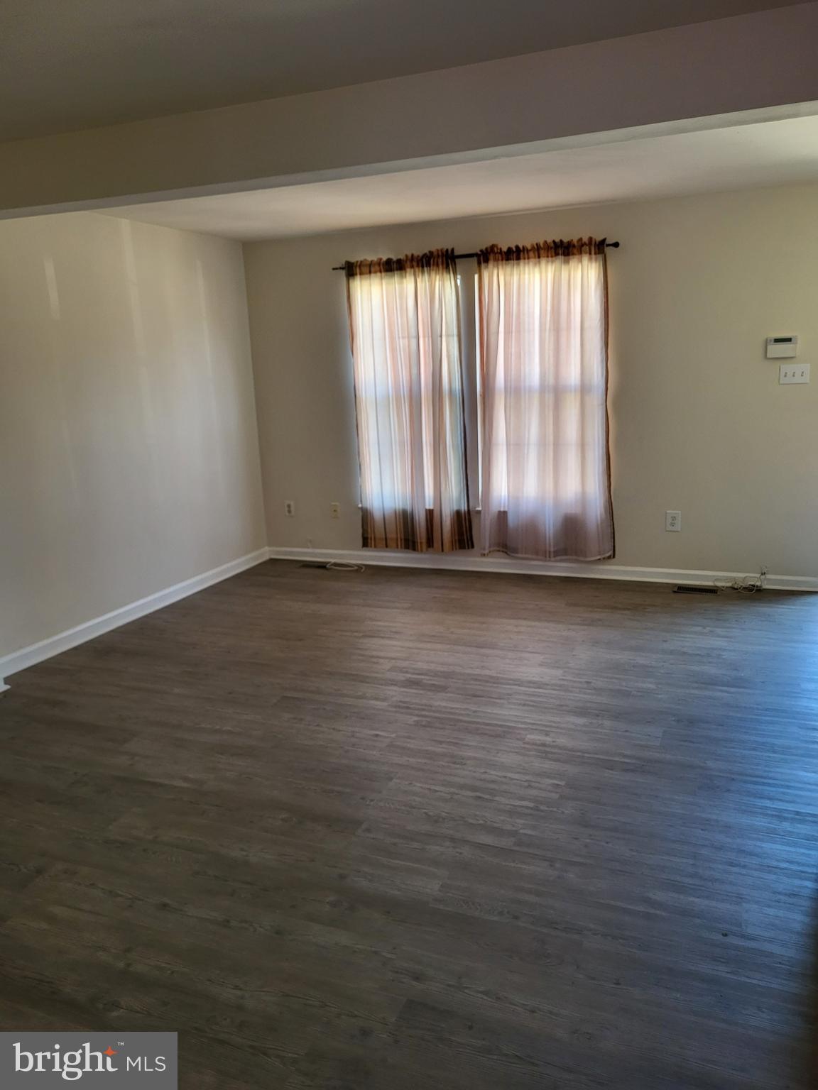 LAKEWOOD EST SUB - Residential Lease