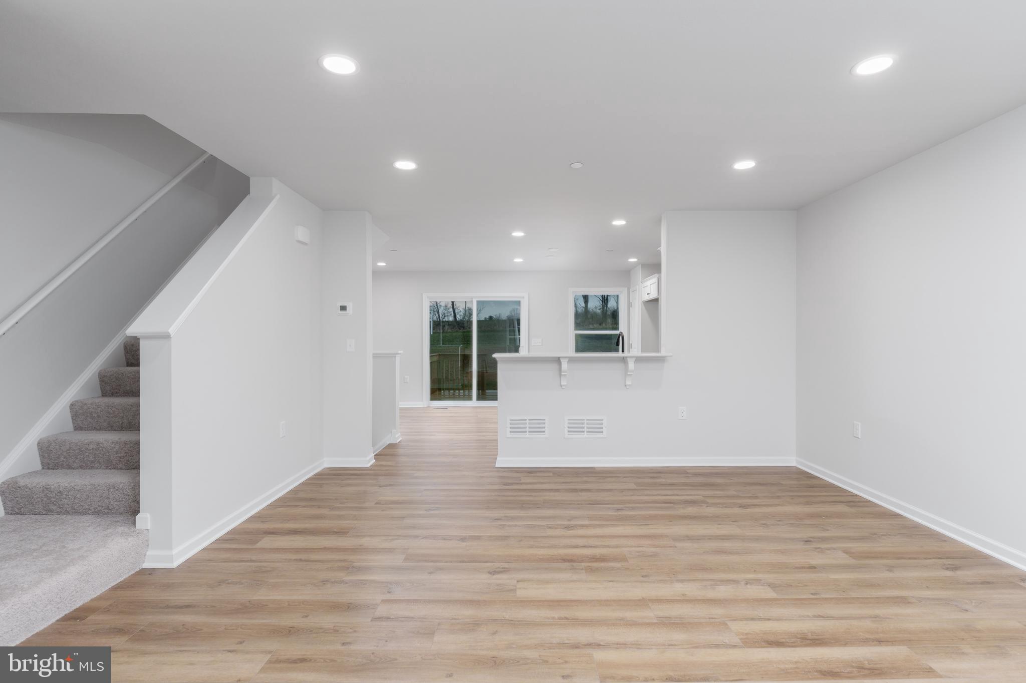 STEEPLECHASE - Residential