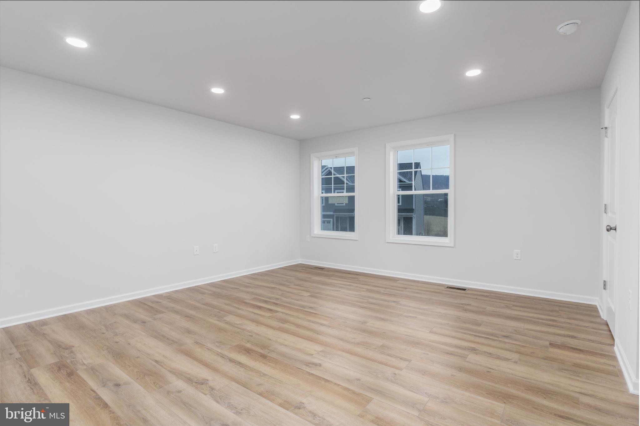 STEEPLECHASE - Residential