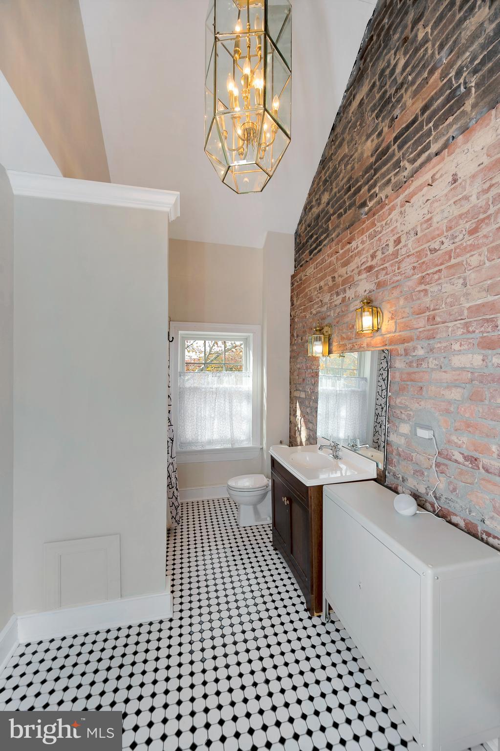 FREDERICKSBURG CITY - Residential Lease