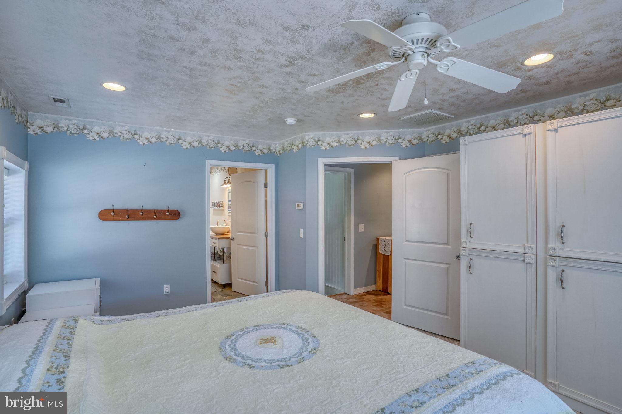 DENTON AREA - Residential