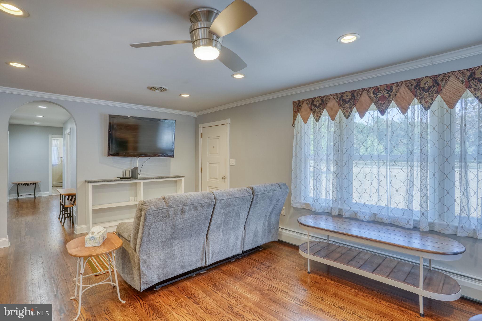 DENTON AREA - Residential