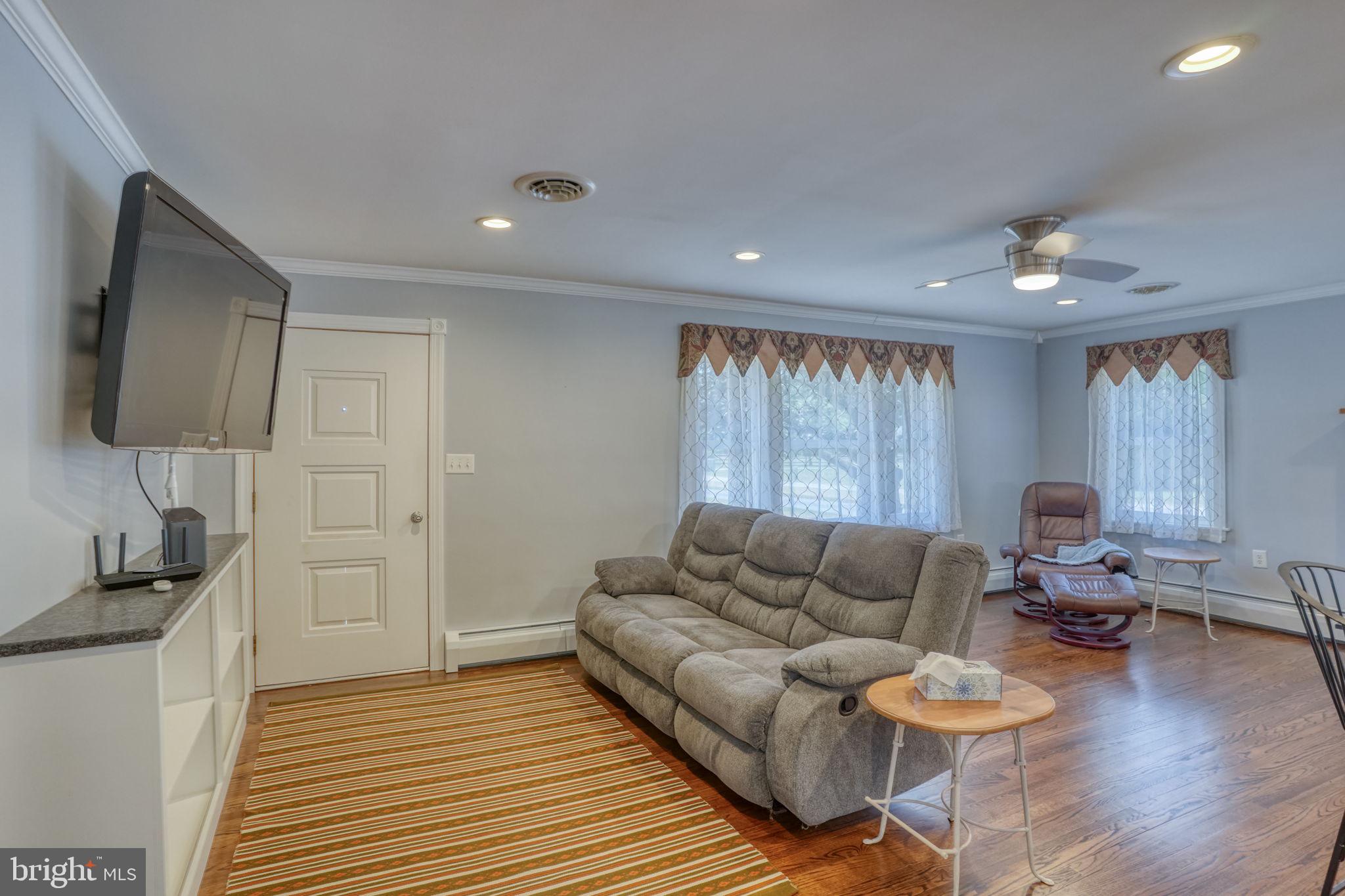 DENTON AREA - Residential