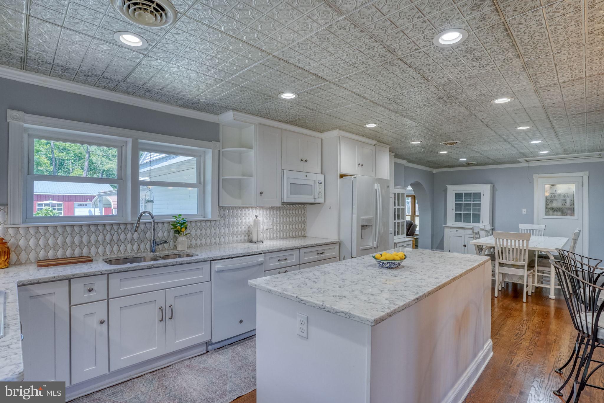 DENTON AREA - Residential