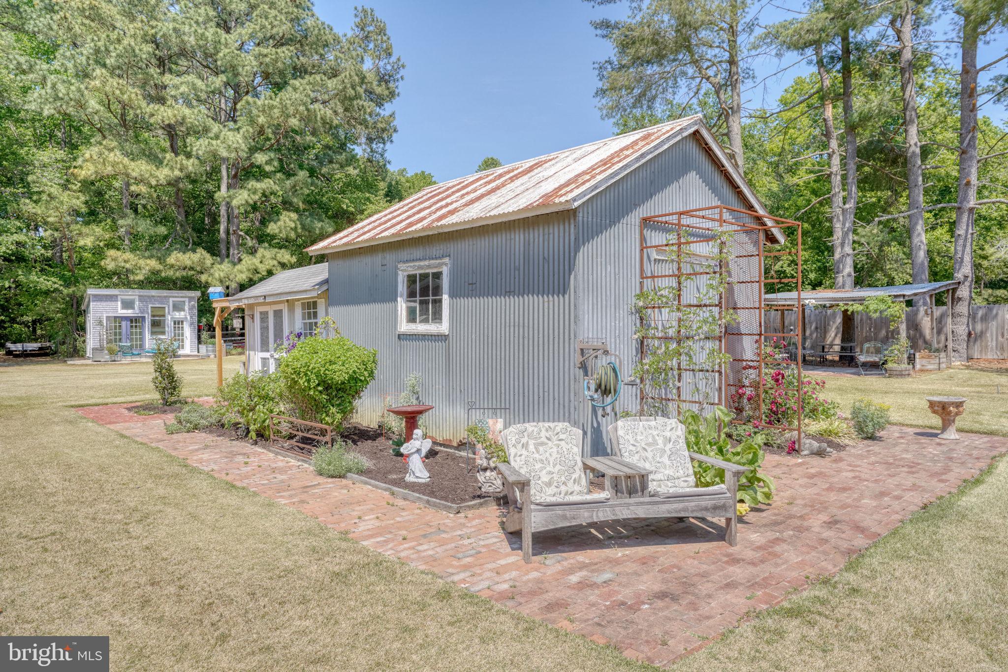 DENTON AREA - Residential