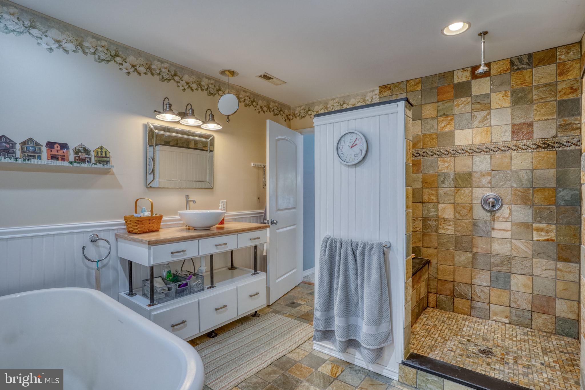 DENTON AREA - Residential