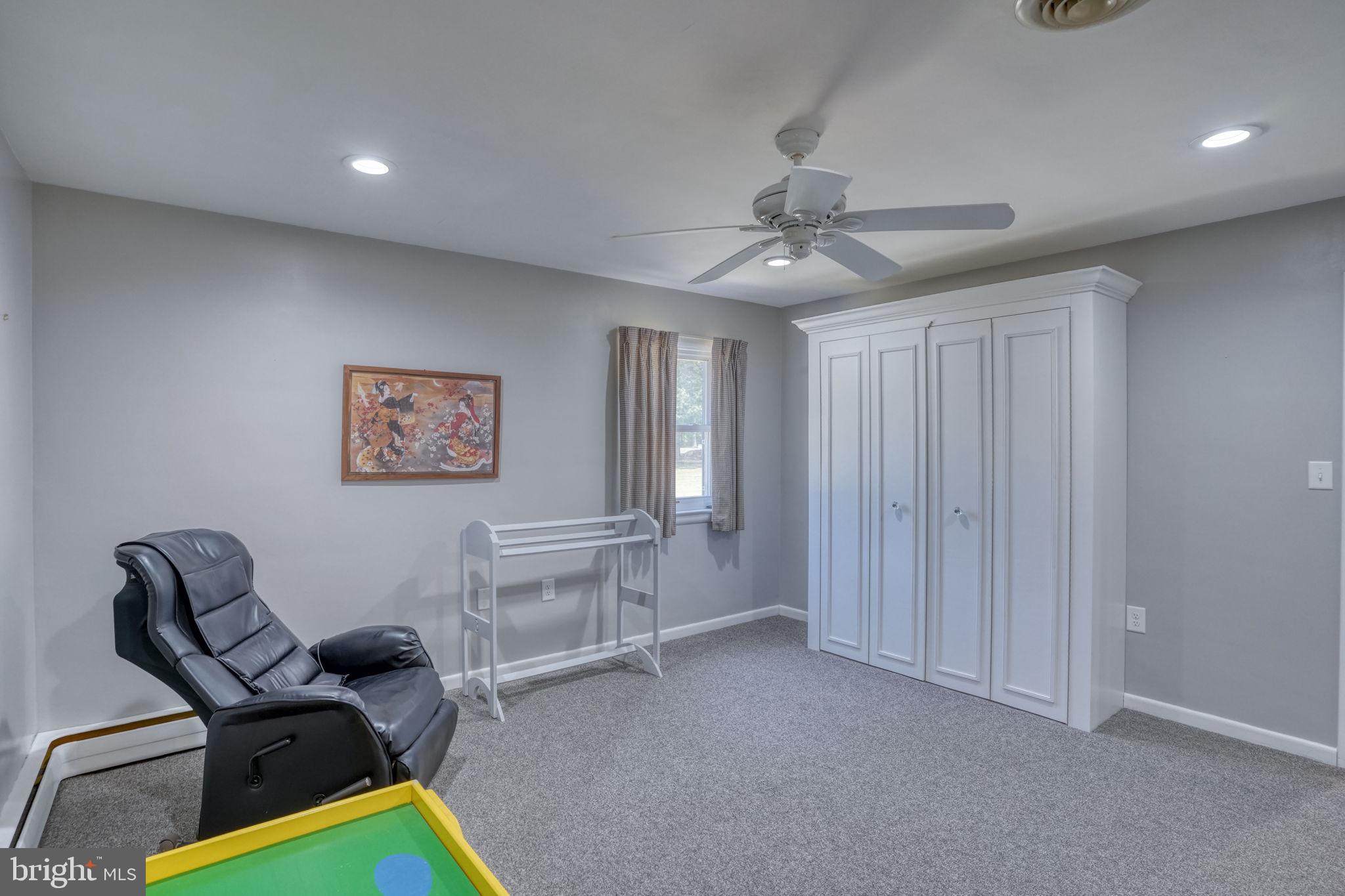 DENTON AREA - Residential