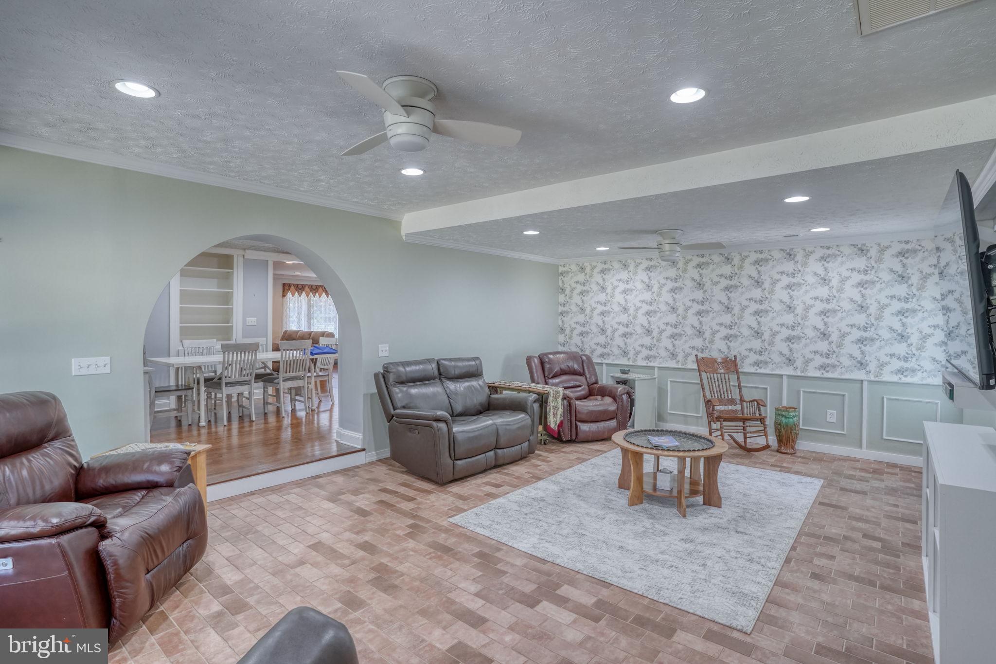 DENTON AREA - Residential