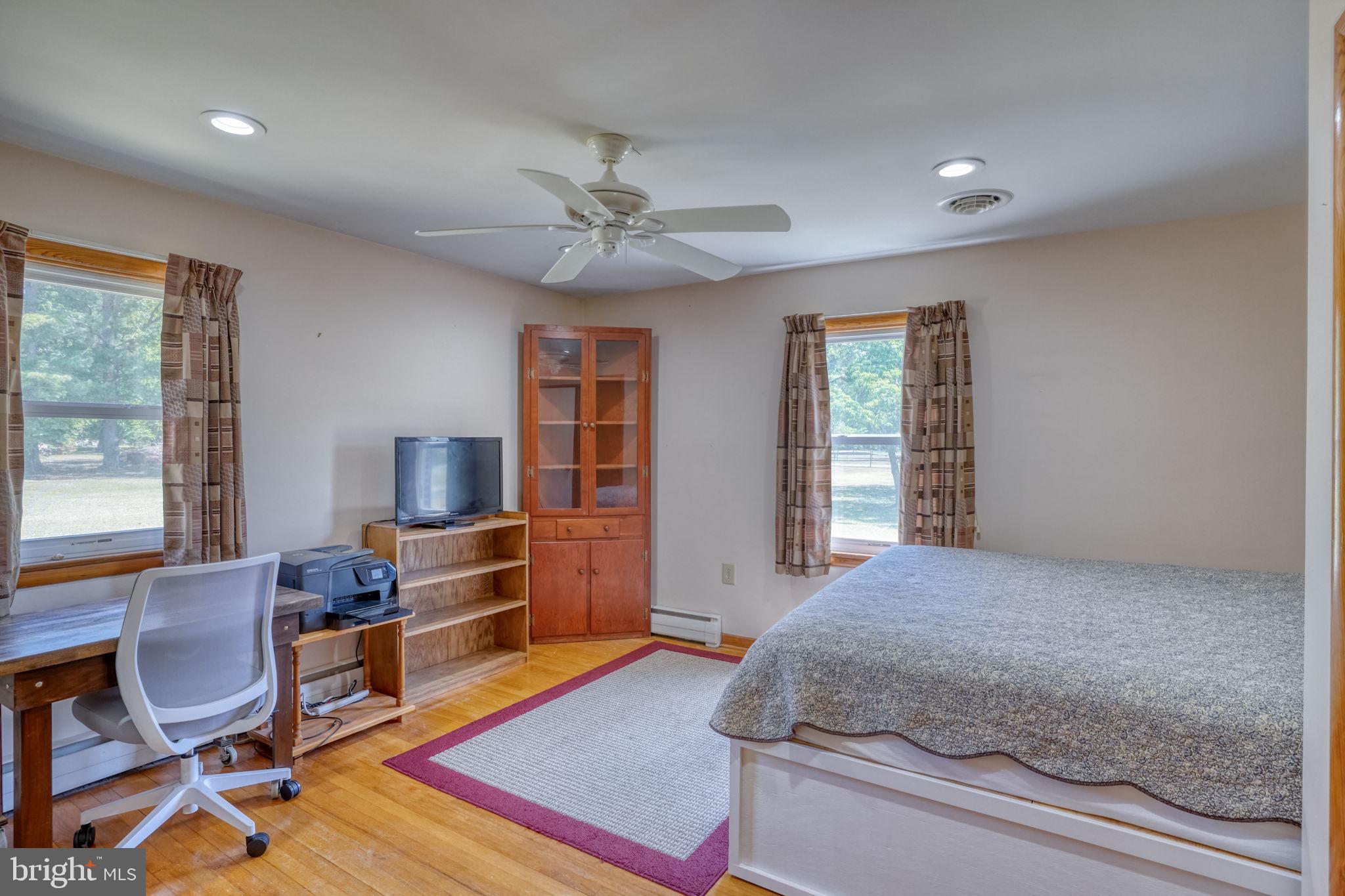 DENTON AREA - Residential