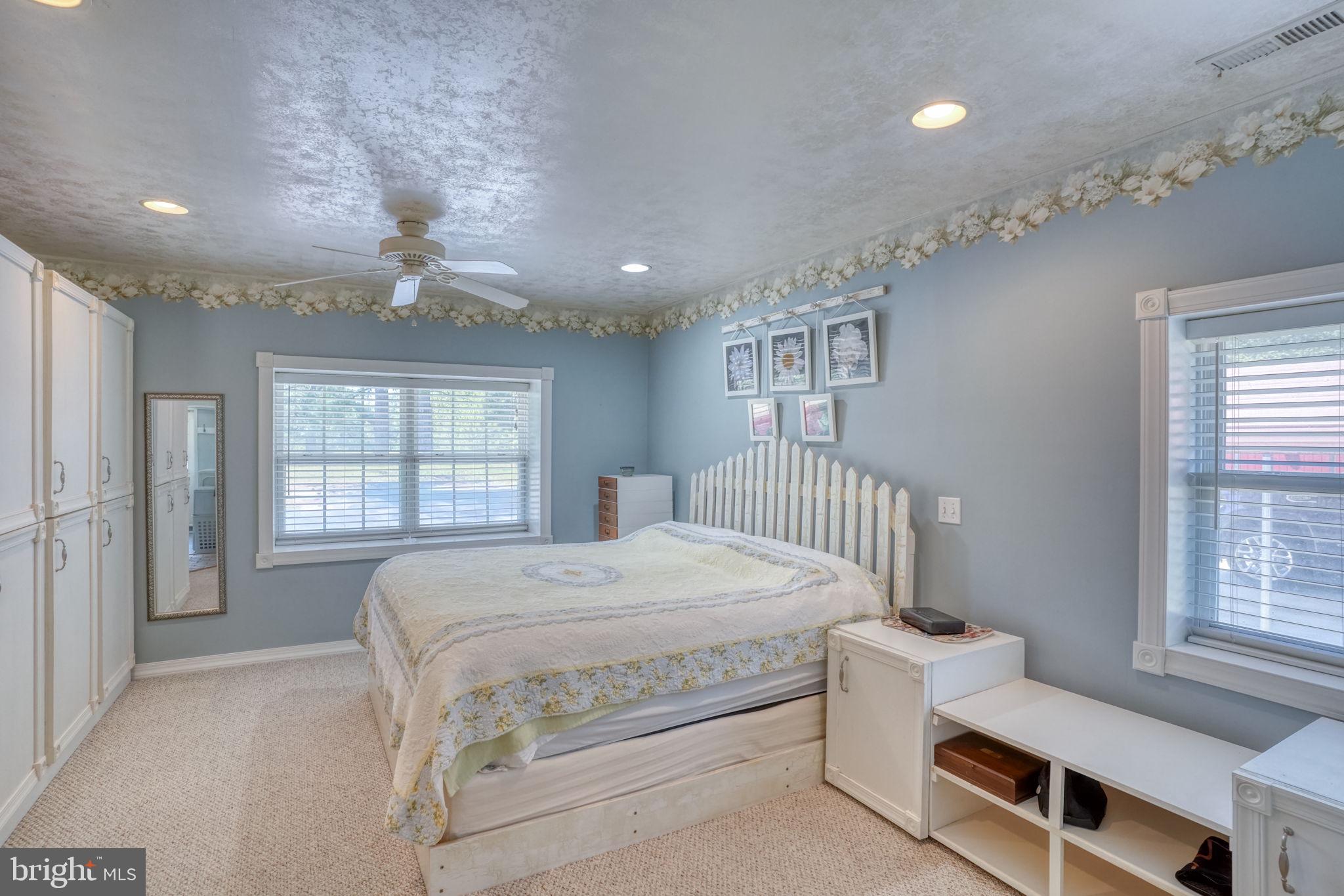 DENTON AREA - Residential