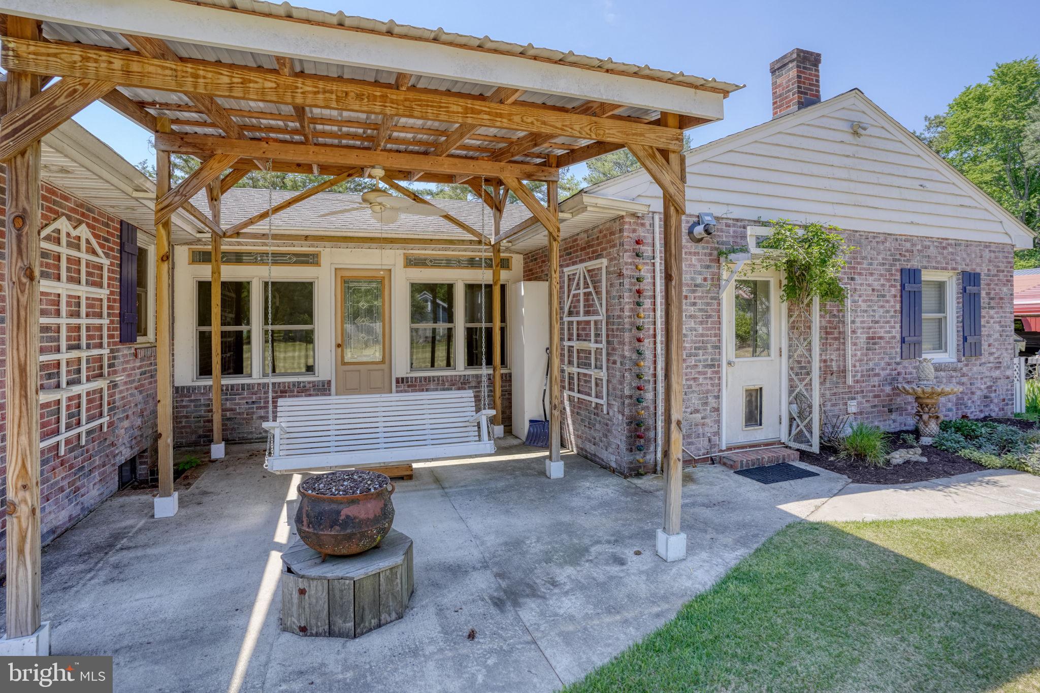 DENTON AREA - Residential