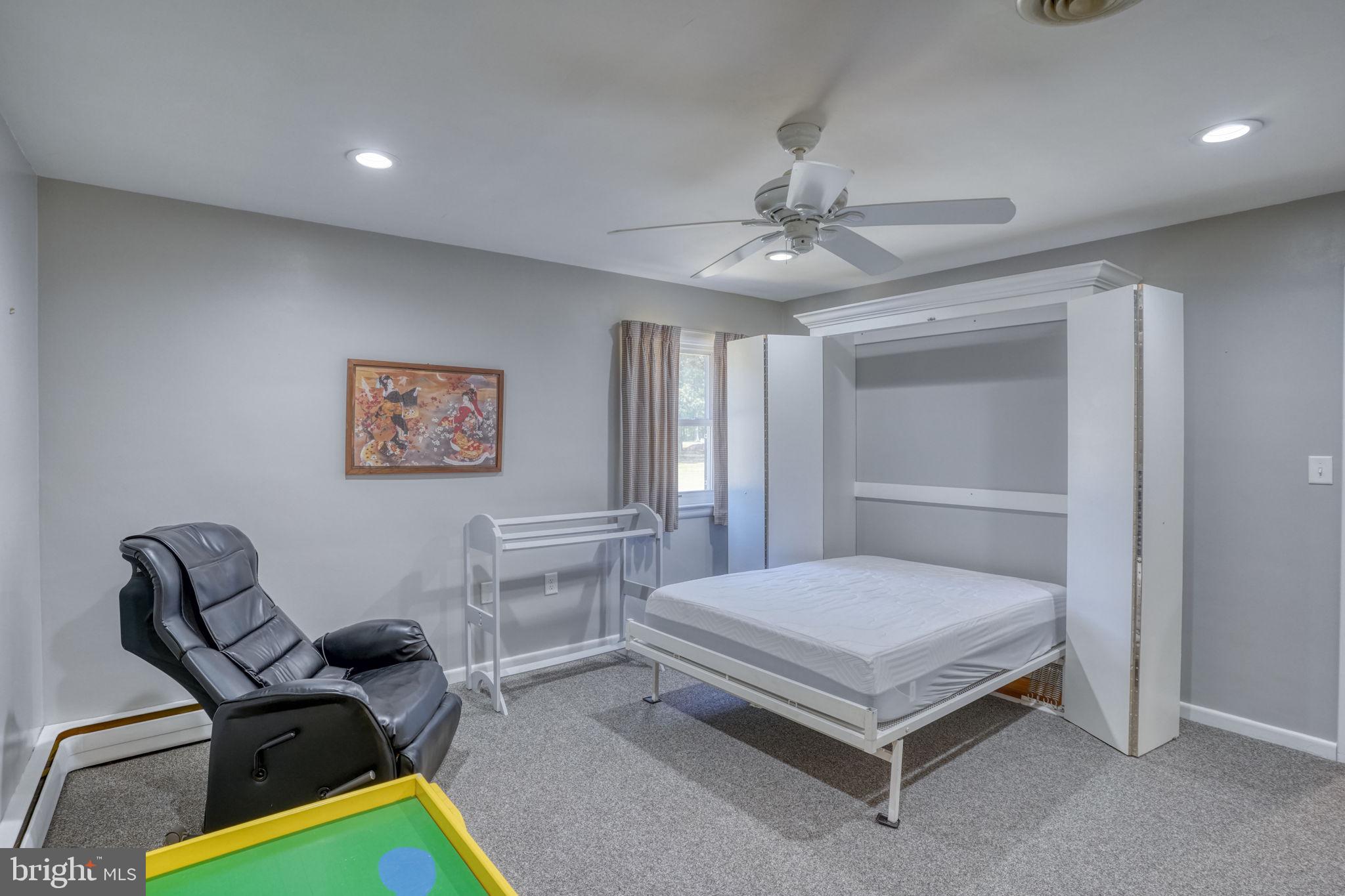DENTON AREA - Residential
