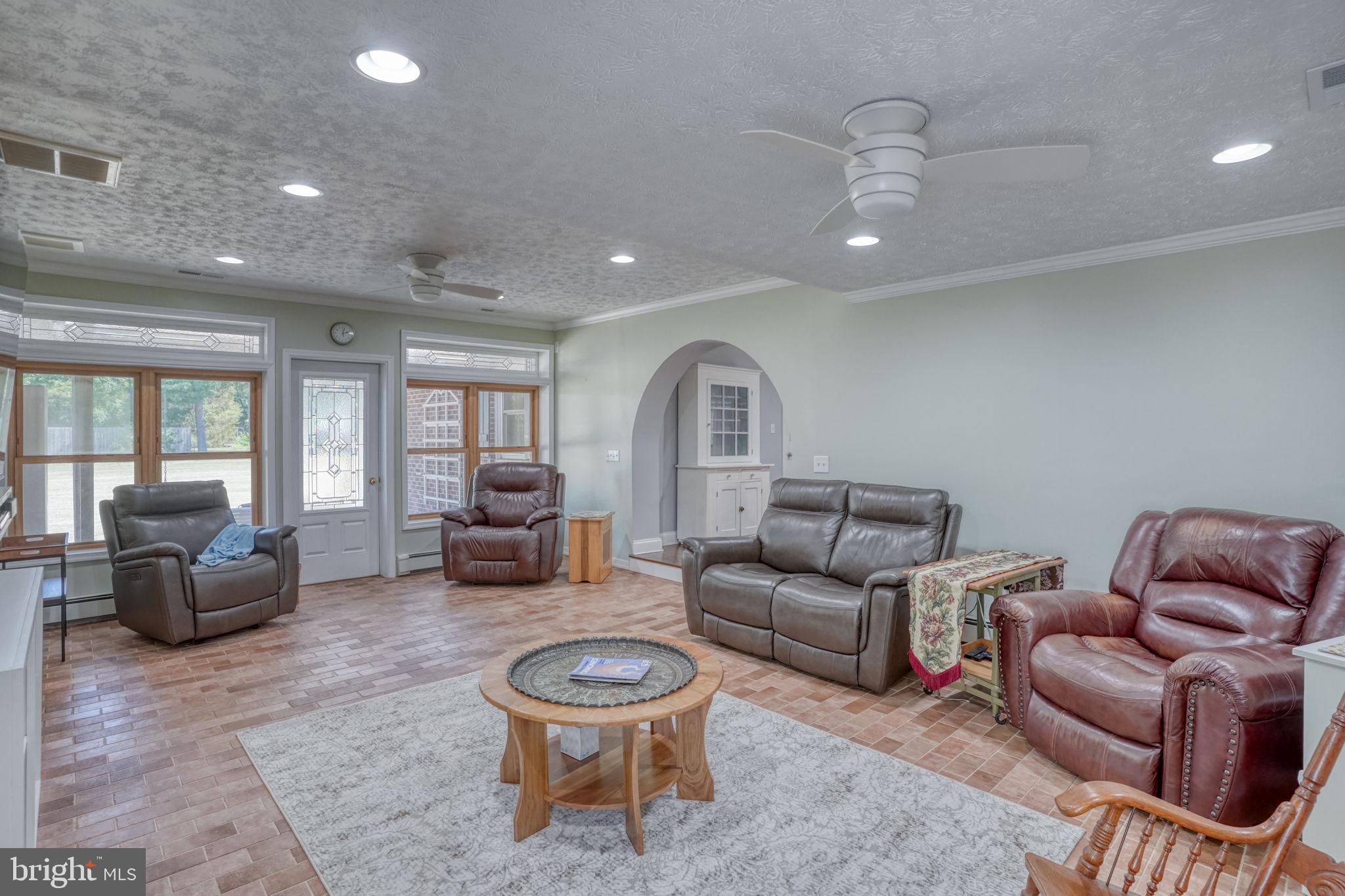 DENTON AREA - Residential