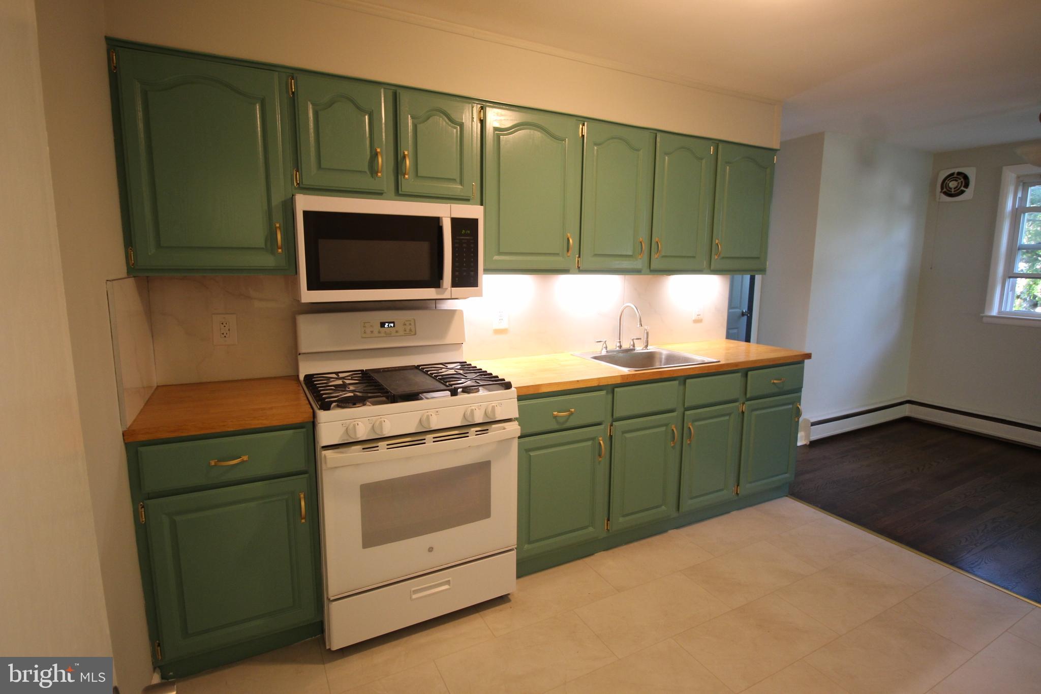 FOX CHASE - Residential Income