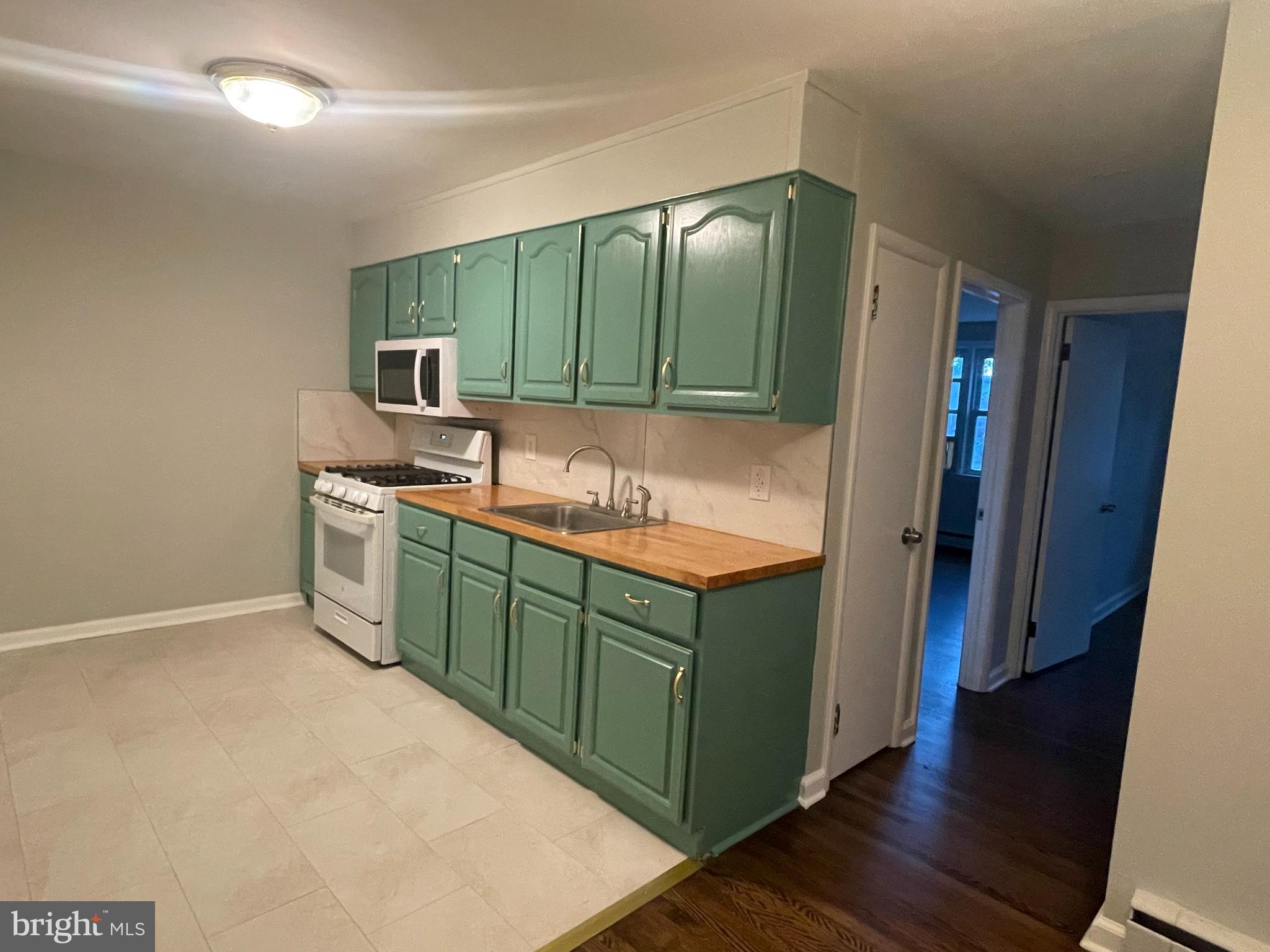 FOX CHASE - Residential Income