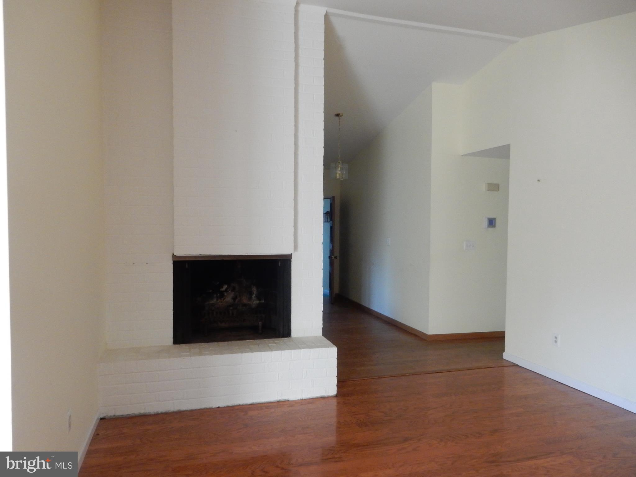 OAKLAND MILLS - Residential