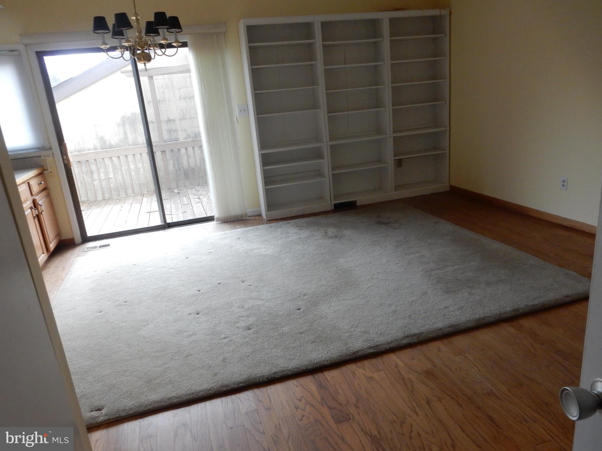 OAKLAND MILLS - Residential