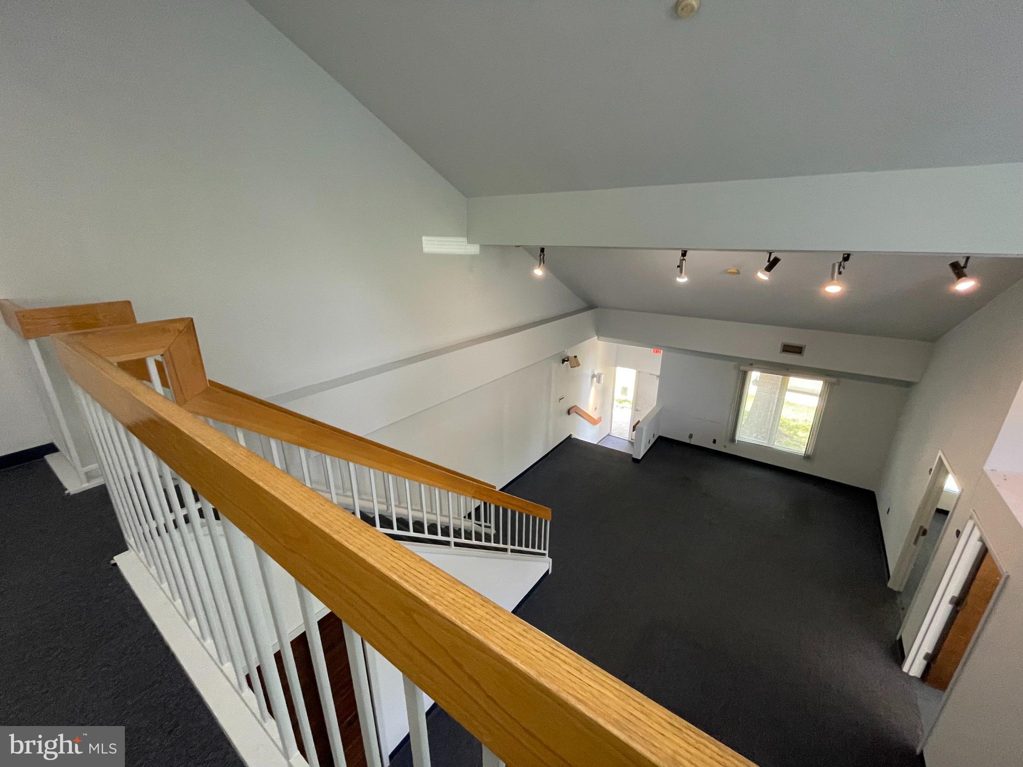 401 JEFFERSON STREET E 208