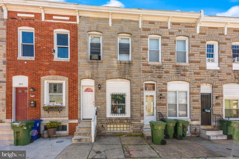 Townhouse For Sale - 3709 Mount Pleasant Avenue<br/> BALTIMORE, MD 21224
