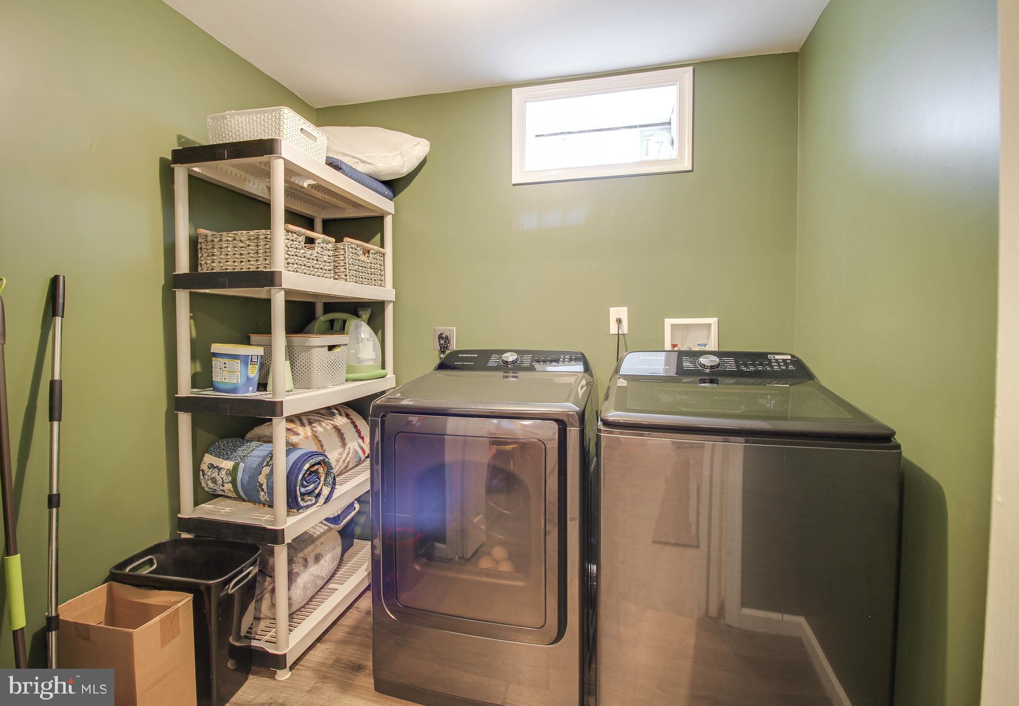 KENSINGTON - Residential