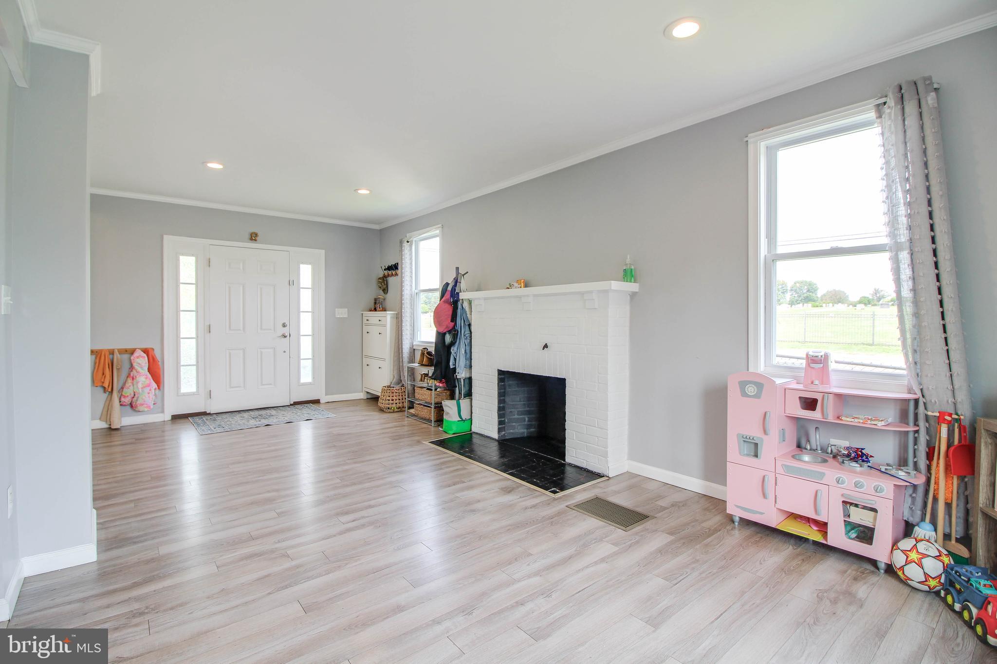 KENSINGTON - Residential