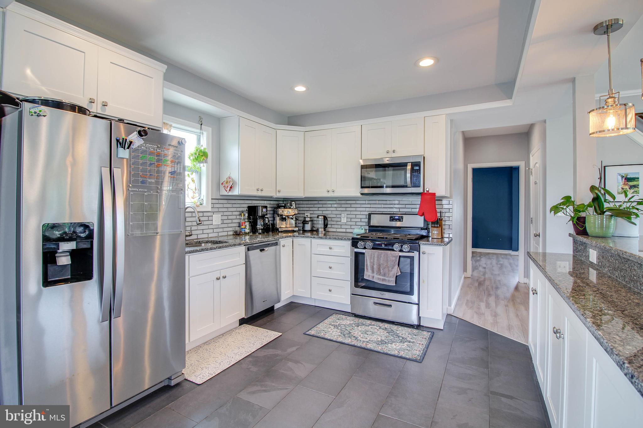 KENSINGTON - Residential