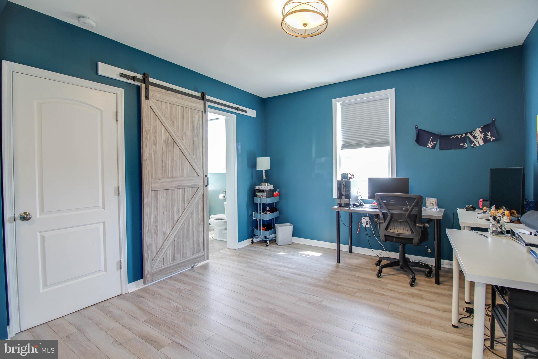 KENSINGTON - Residential