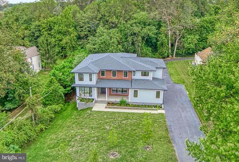 11610 LEESBURG PIKE HERNDON VA 20170
