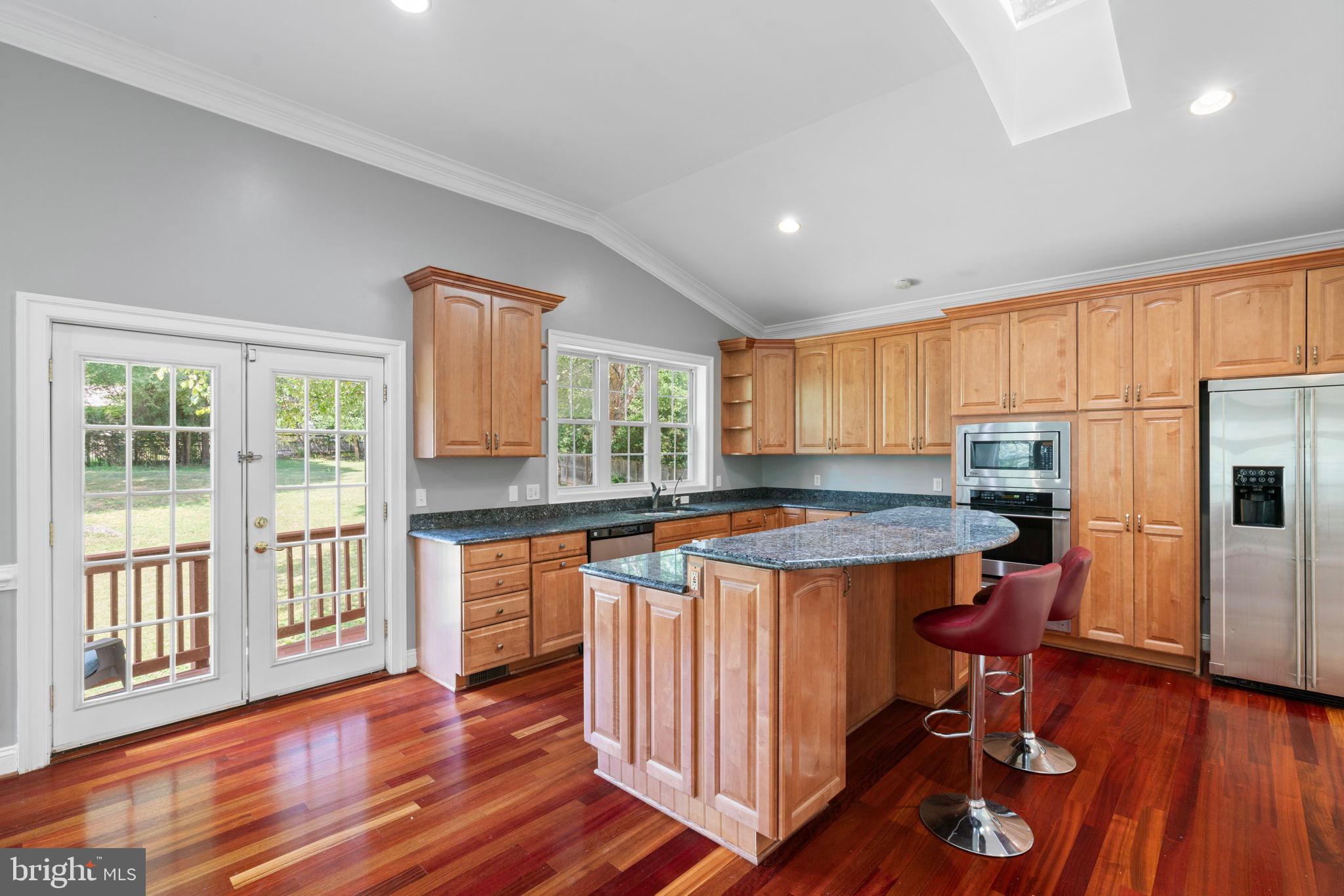 HOLMES RUN PARK - Residential