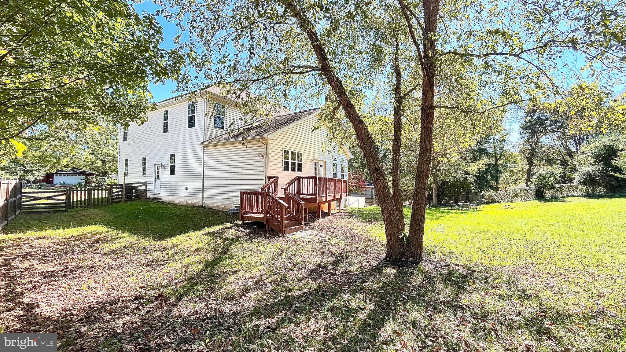 HOLMES RUN PARK - Residential