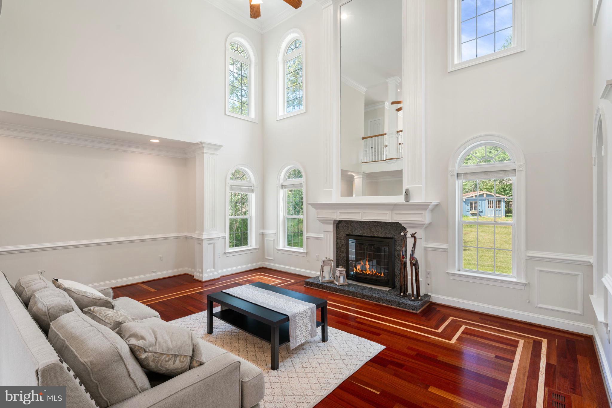 HOLMES RUN PARK - Residential