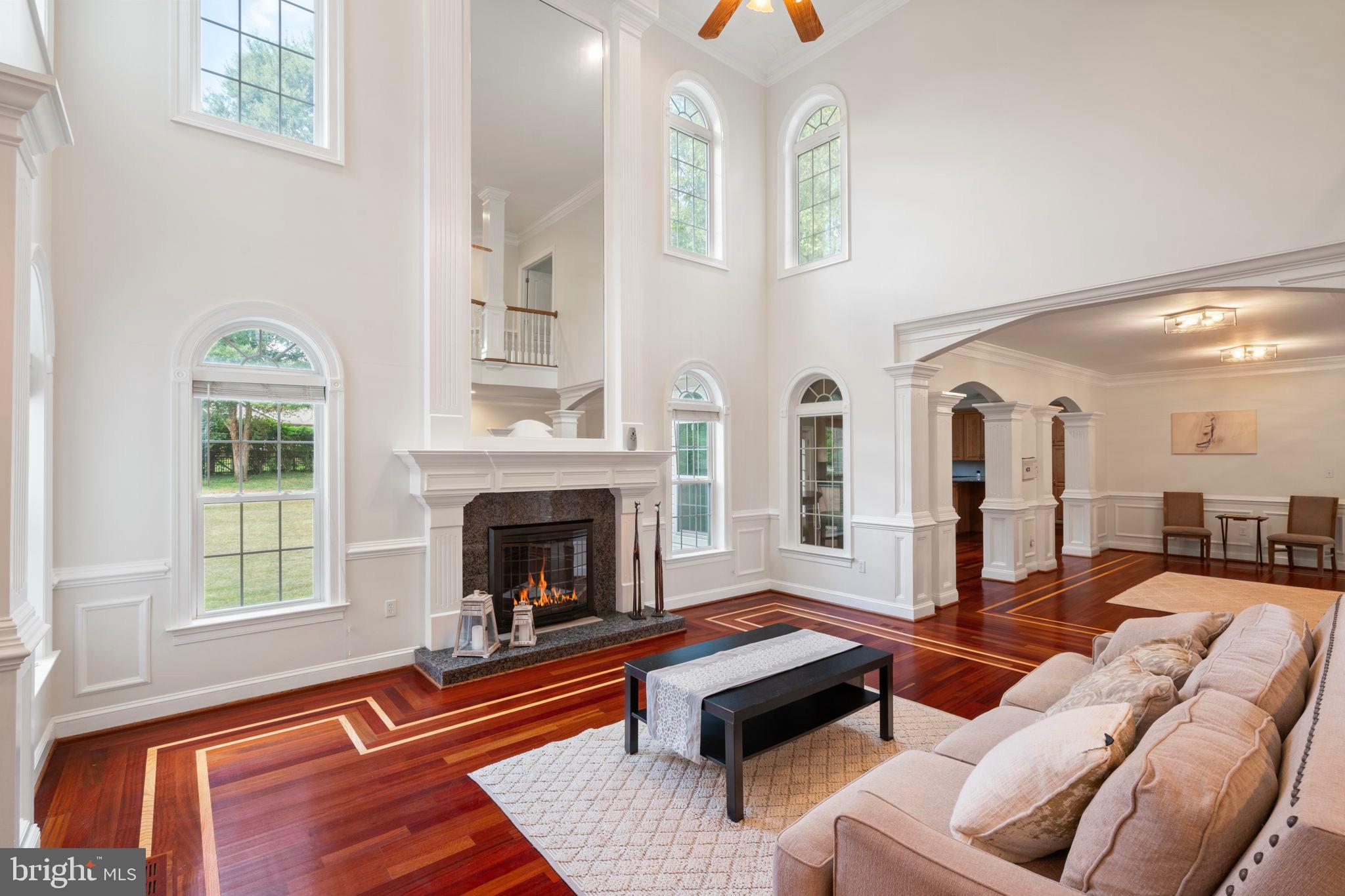 HOLMES RUN PARK - Residential