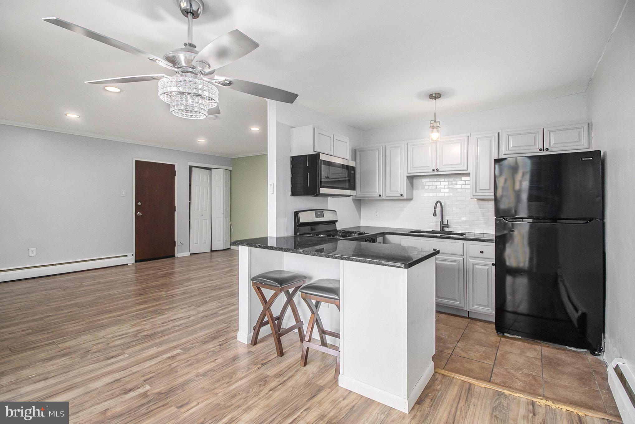 CALIFORNIAN - Residential