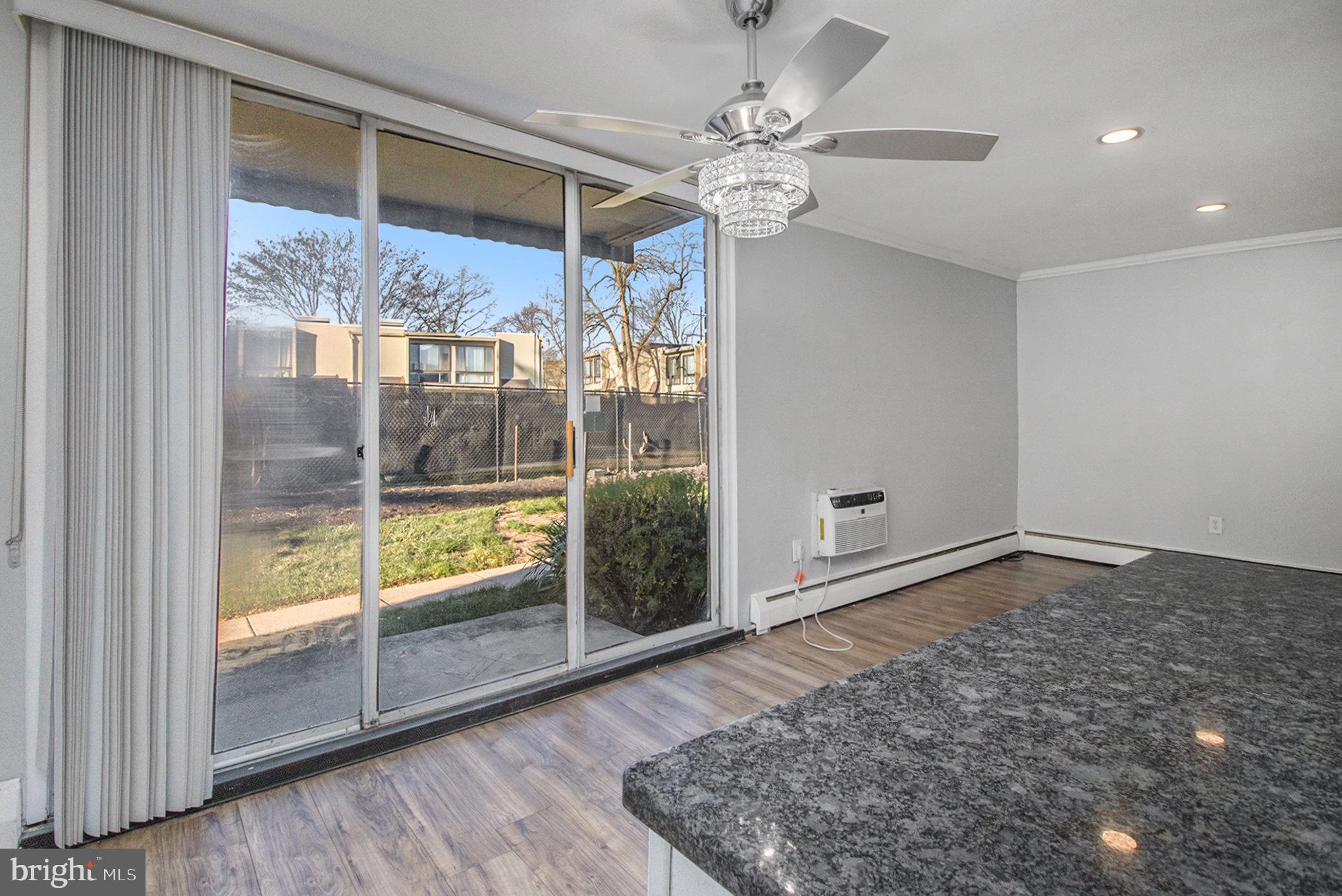 CALIFORNIAN - Residential