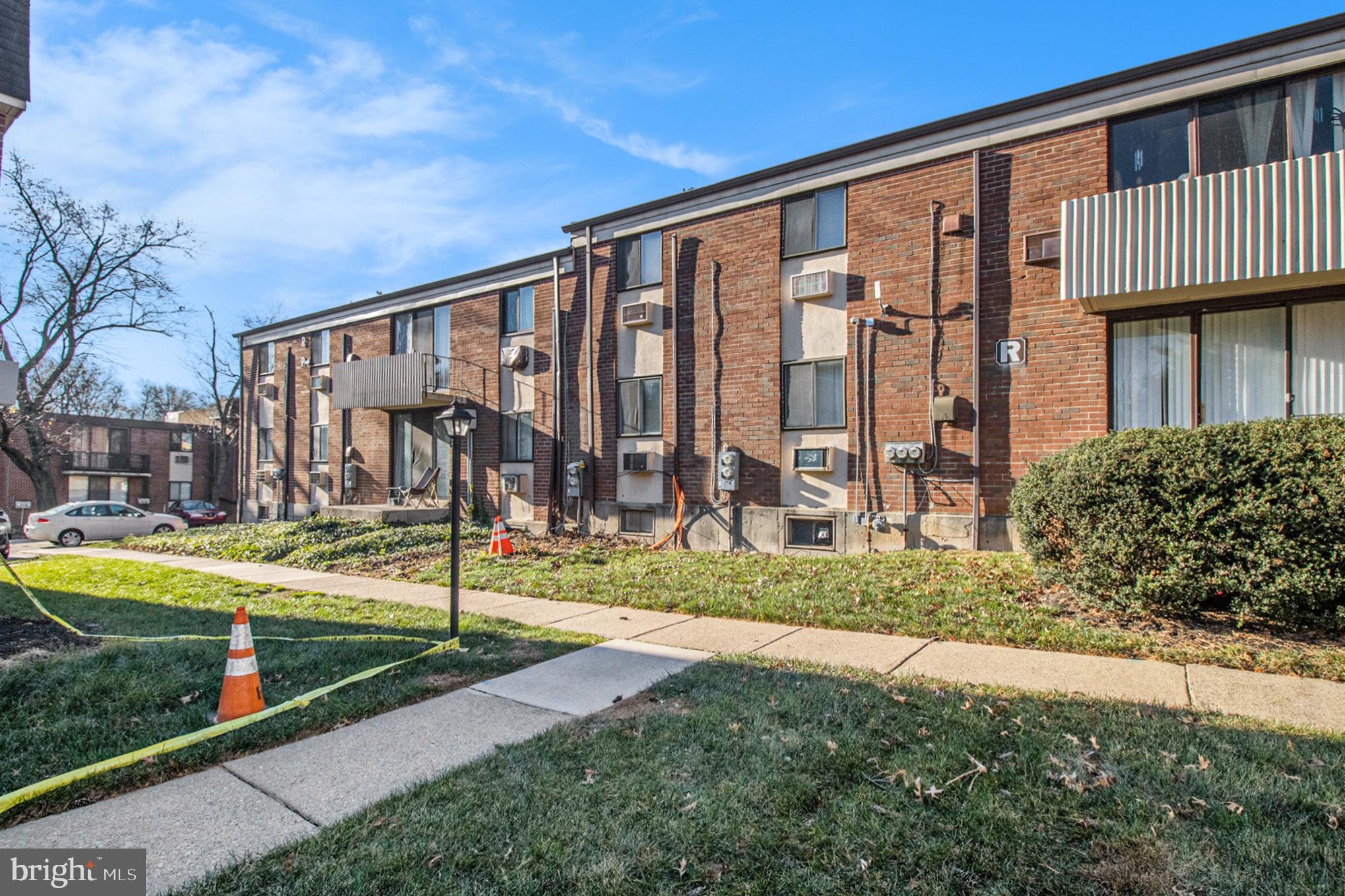 CALIFORNIAN - Residential