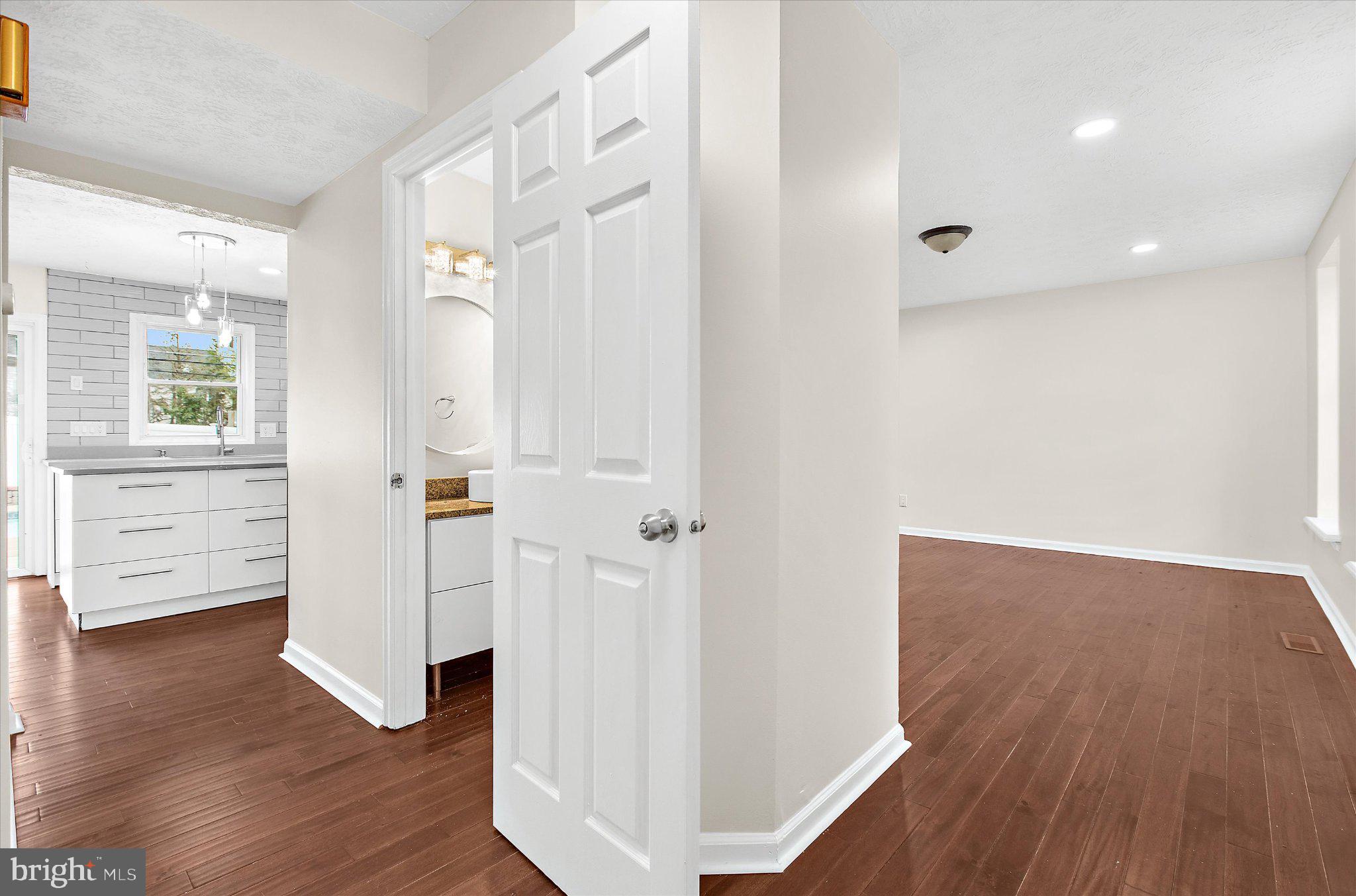 7815 GOLDEN PINE CIRCLE