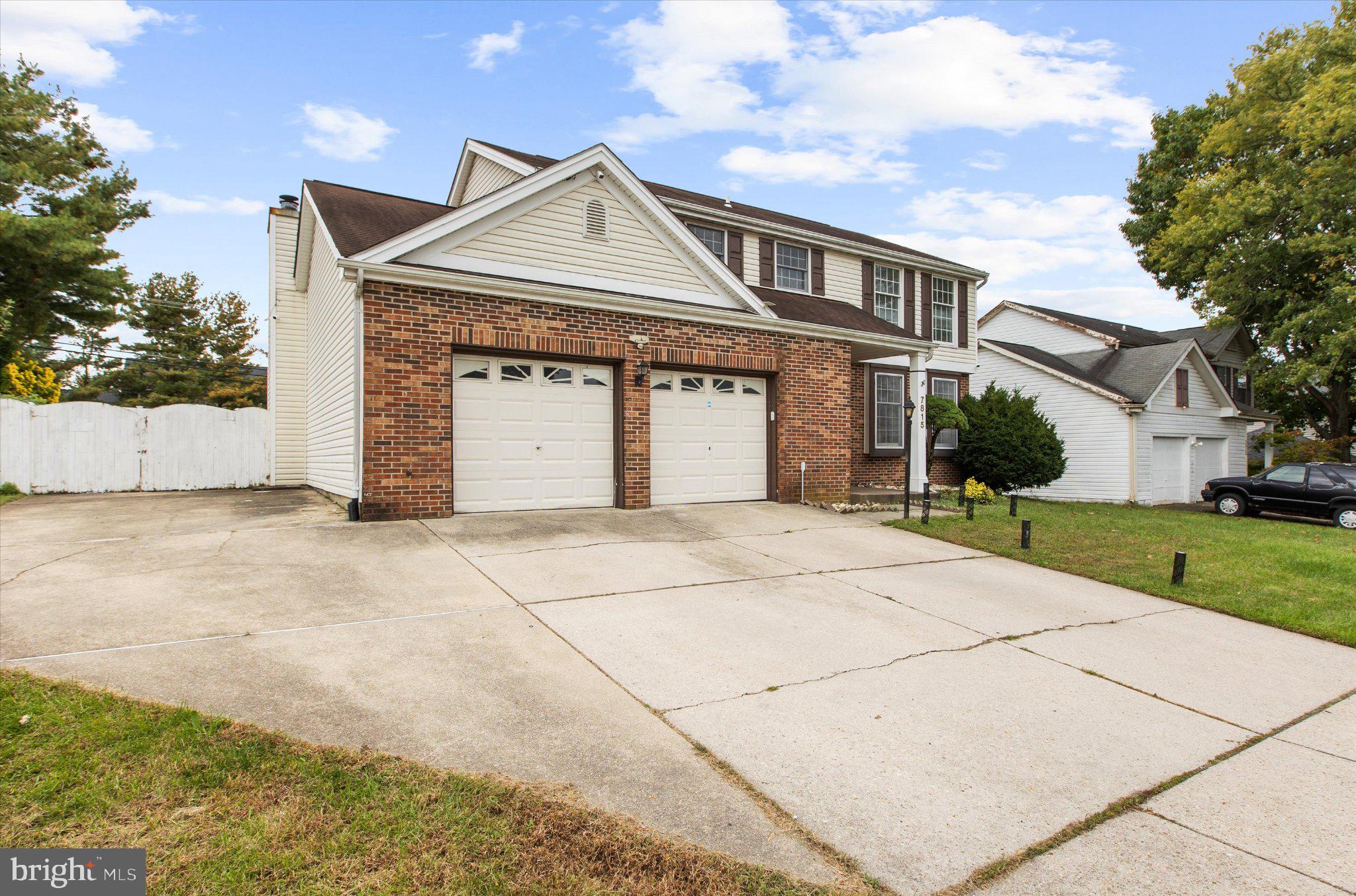 7815 GOLDEN PINE CIRCLE