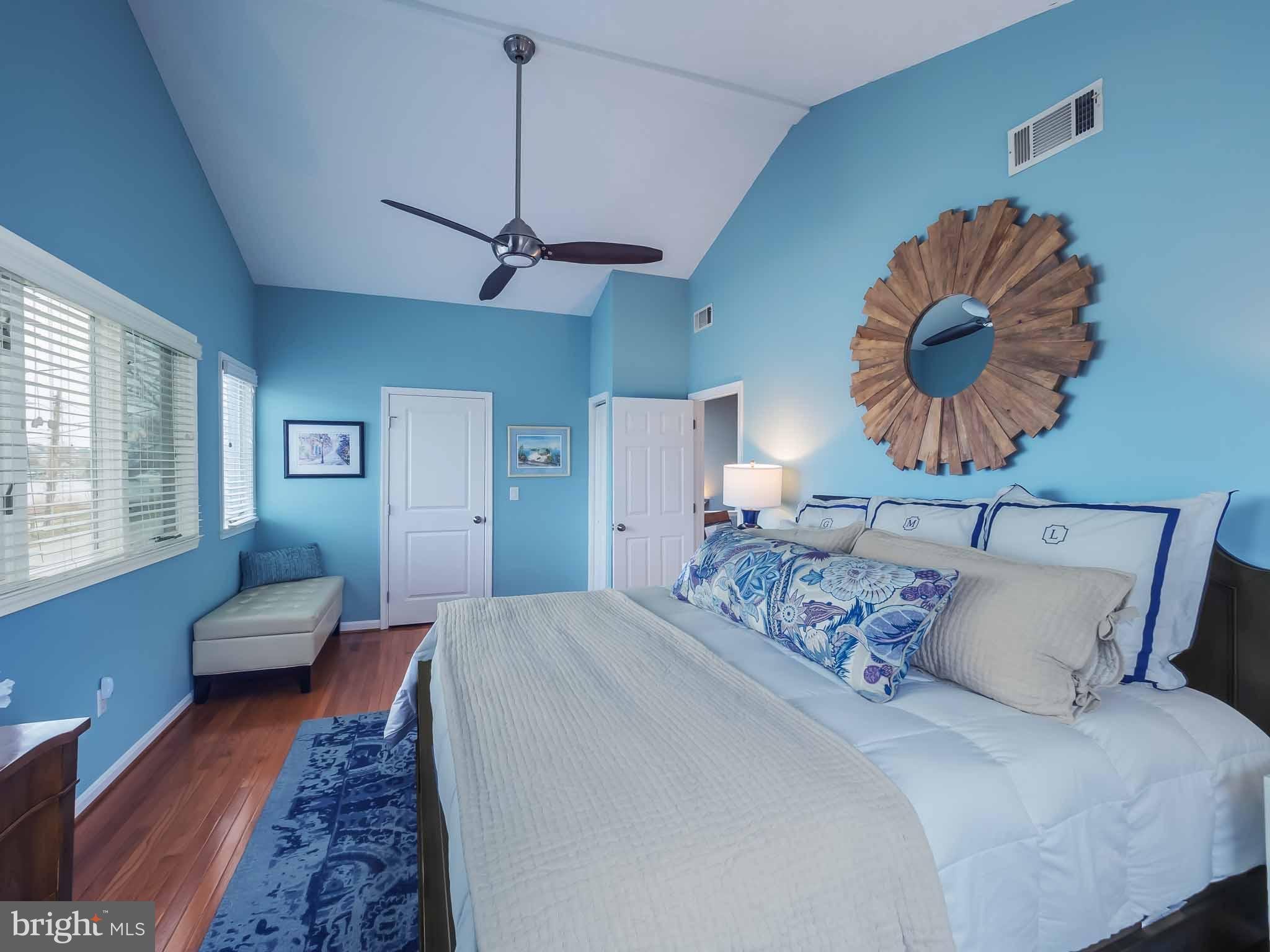 LONDONTOWN - Residential