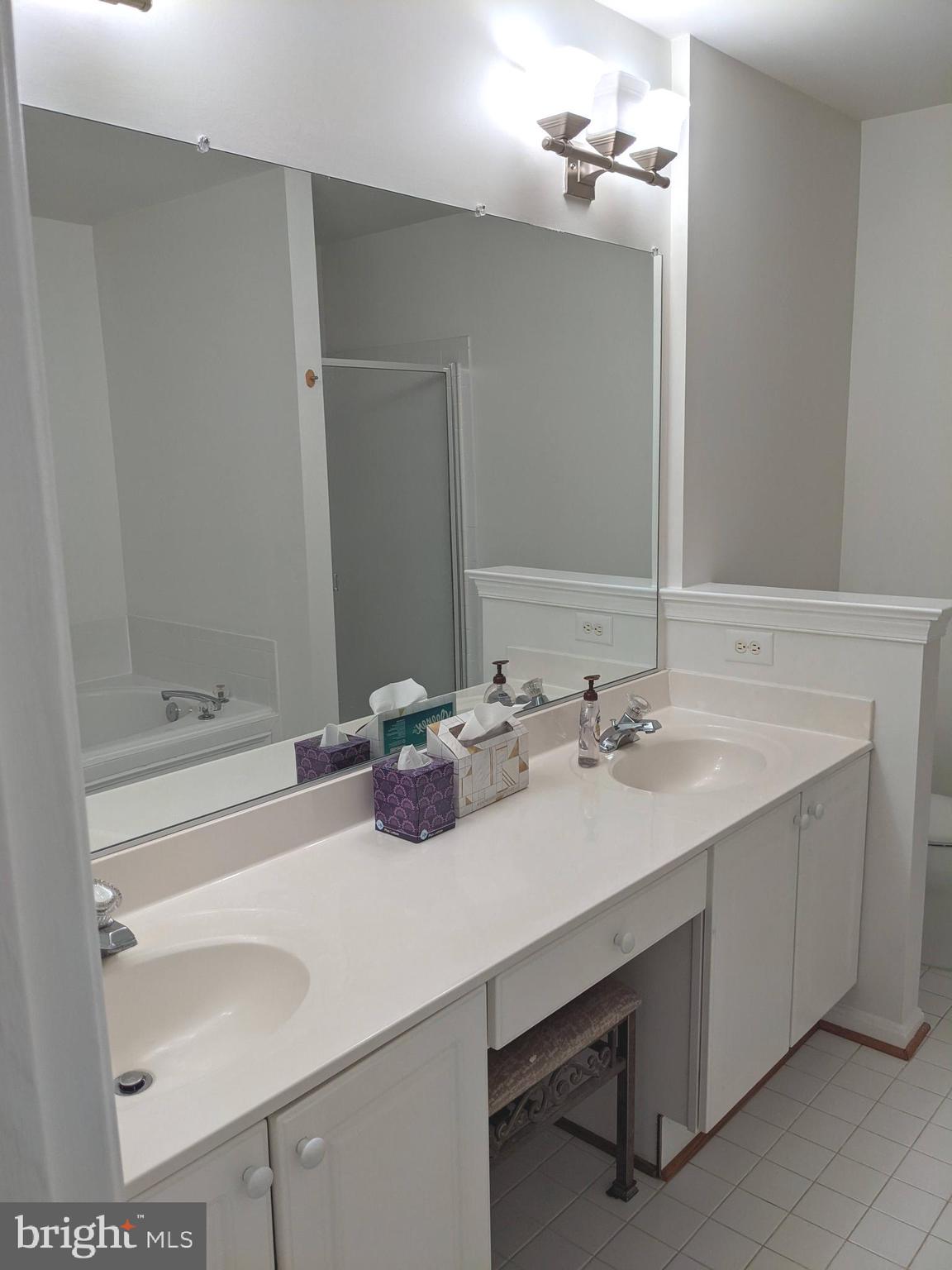 SHADOWBROOK - Residential Lease