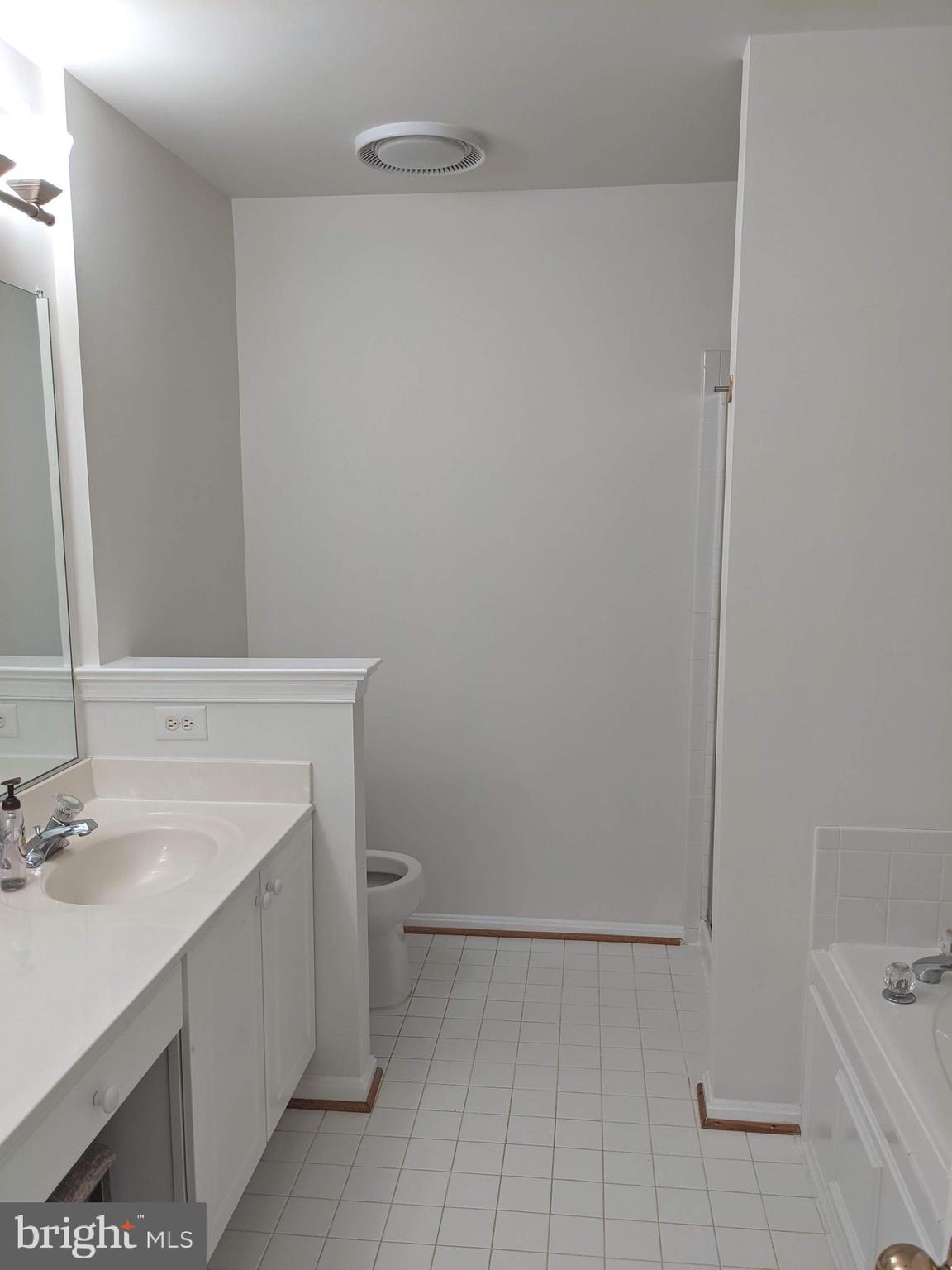 SHADOWBROOK - Residential Lease