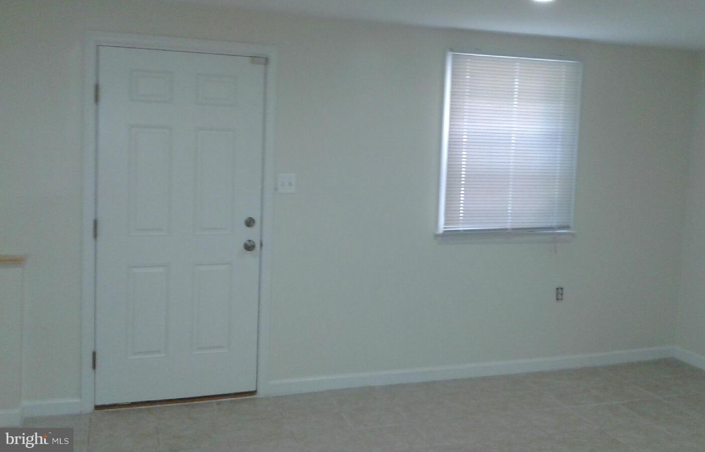 BEECHWOOD SQUARE - Residential Lease