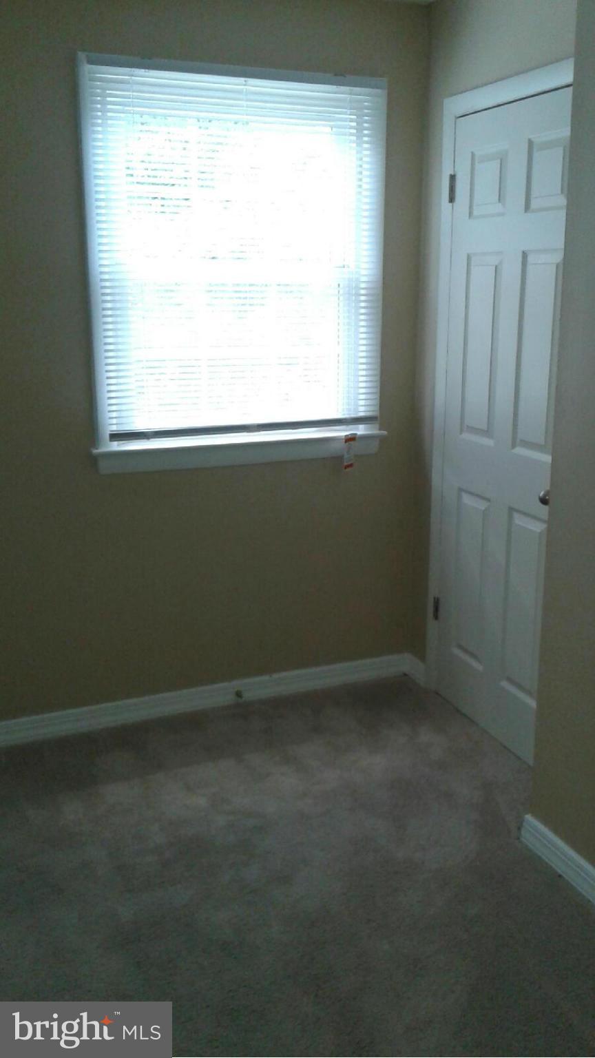 BEECHWOOD SQUARE - Residential Lease