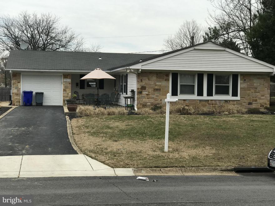 Well kept rancher in desirable K section of Bowie.  Open floor plan, perfect for entertaining.  Kitchen has custom-built wood cabinetry with upgraded appliances.  A newly remodeled hall bathroom exquisitely appointed.  Freshly painted bedrooms.  New utility gas line installed from meter to street.  Mature landscaping.  A real must see.