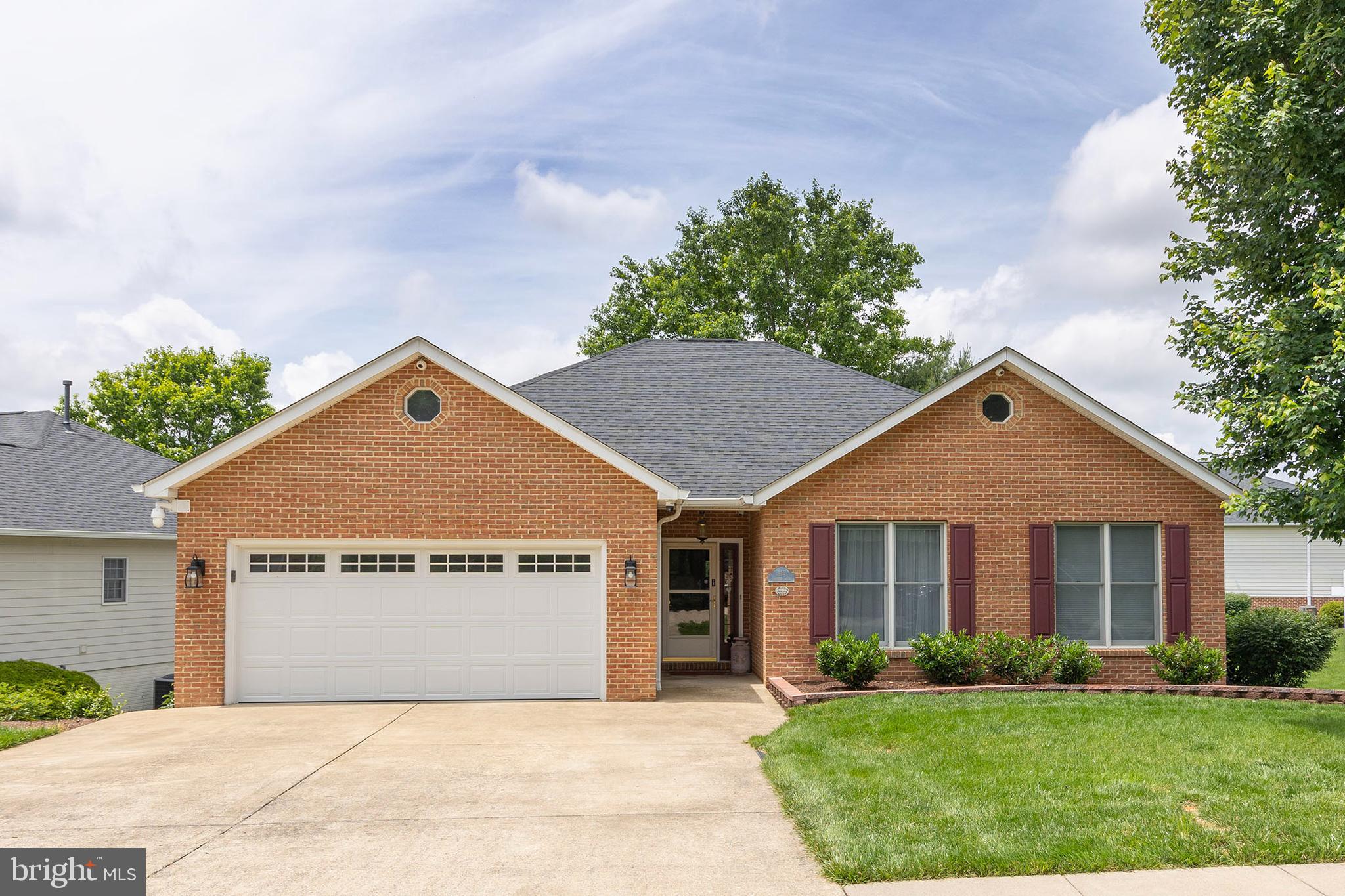 EARLYS GREEN AT MEADOWBRANCH - Residential