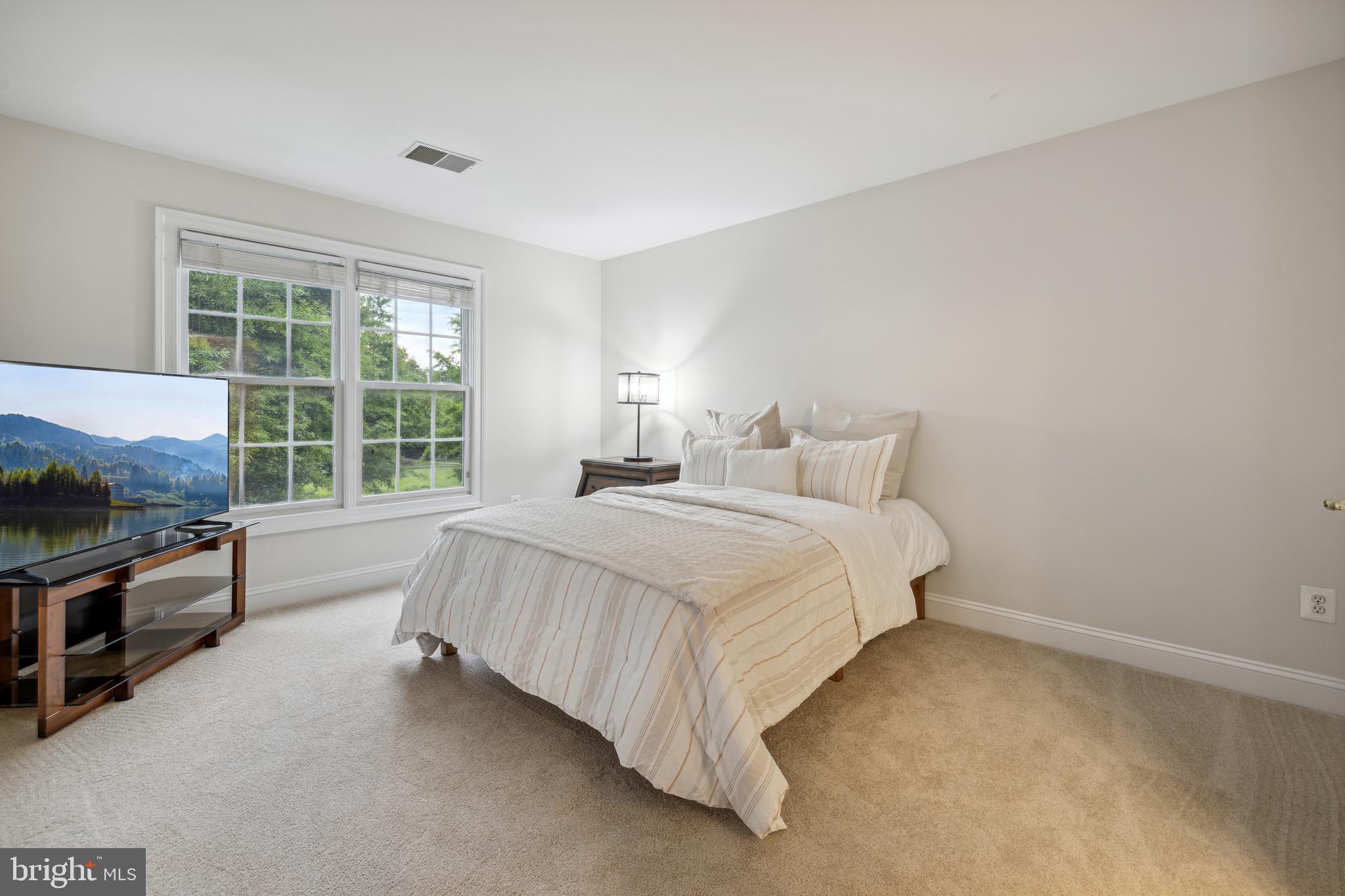 FALLSGROVE - Residential