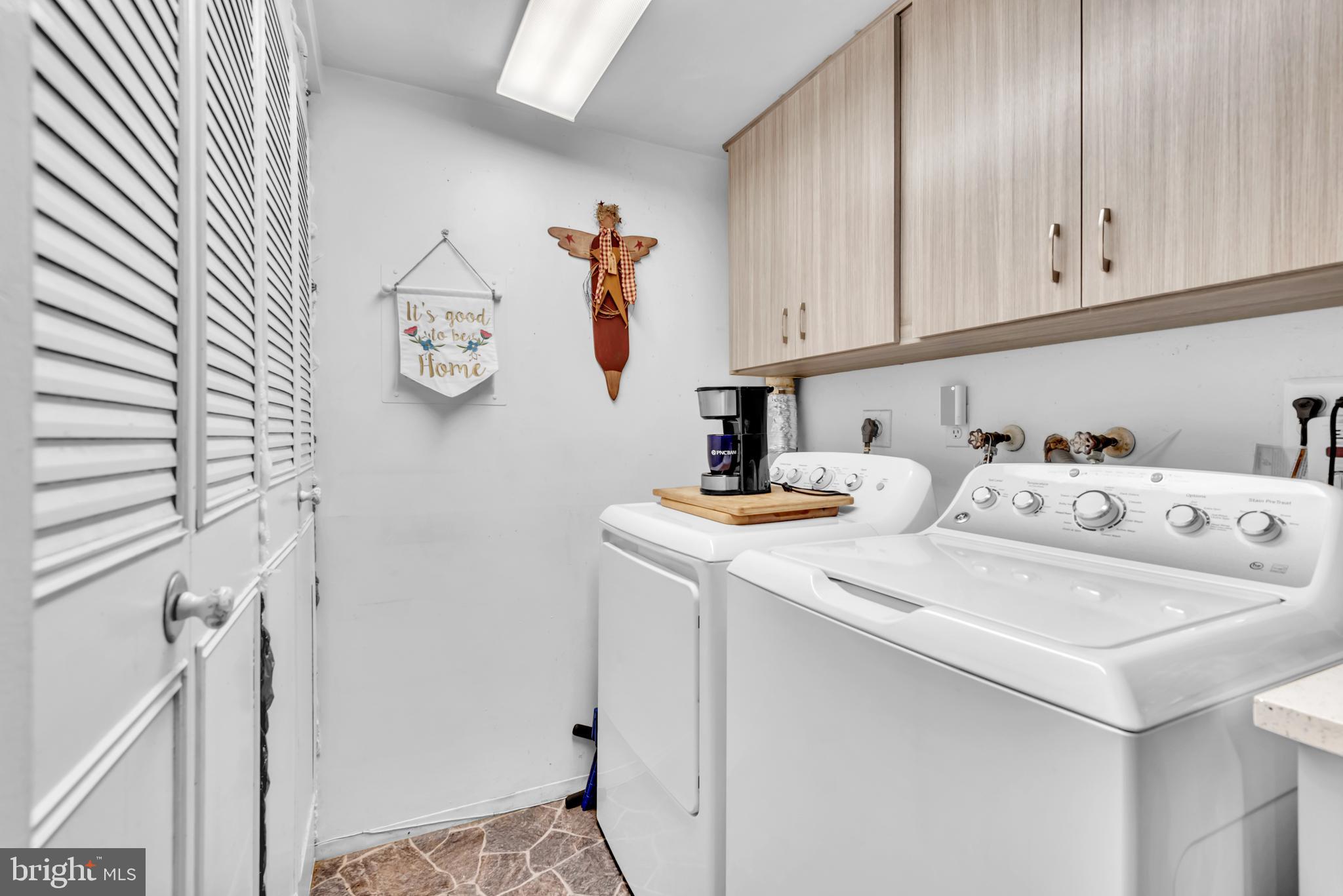 WESTPHALIA WOODS - Residential